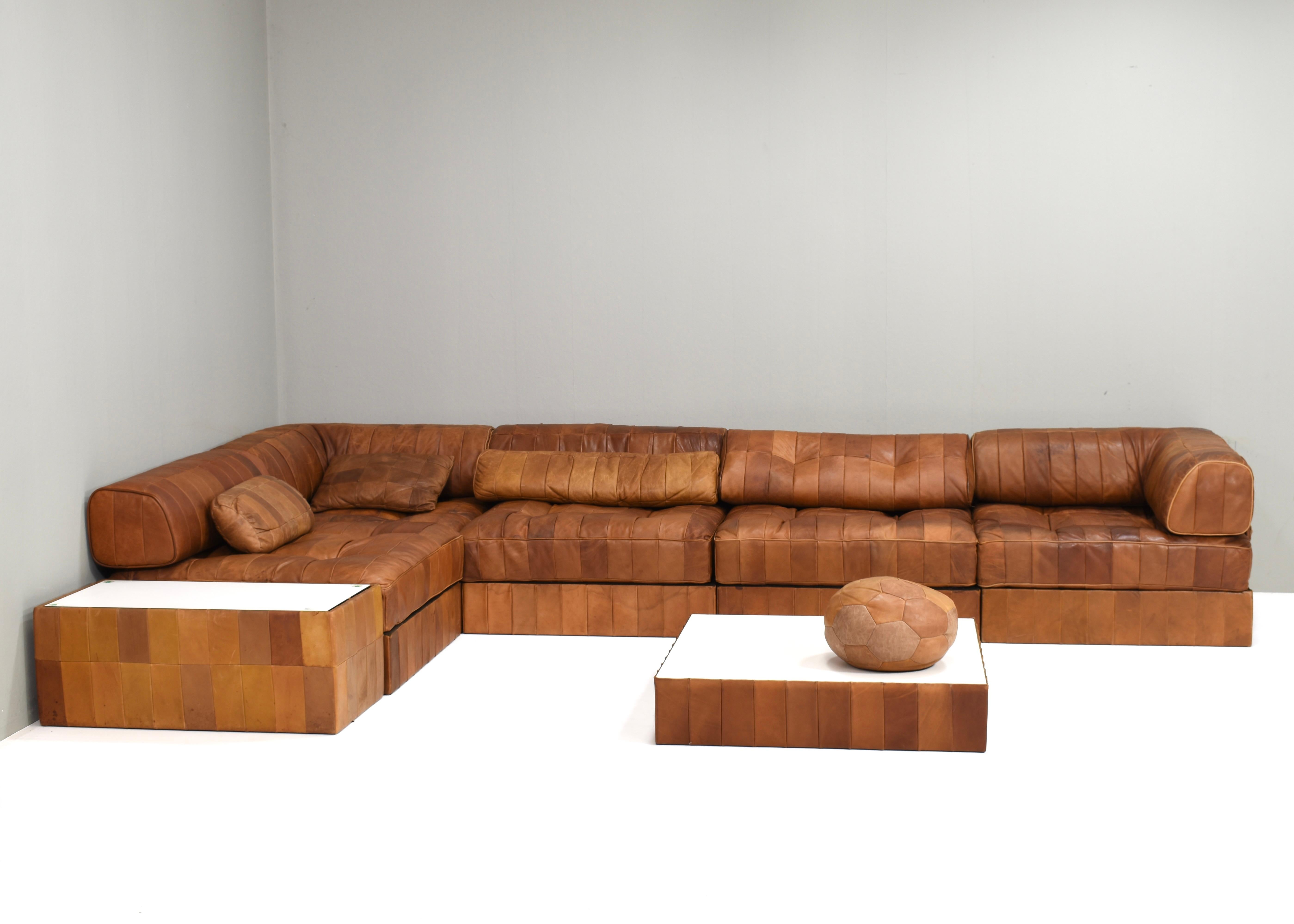 Mid-Century Modern De Sede DS-88 Landscape Sectional Sofa in Cognac Tan Leather, Switzerland 1970's en vente
