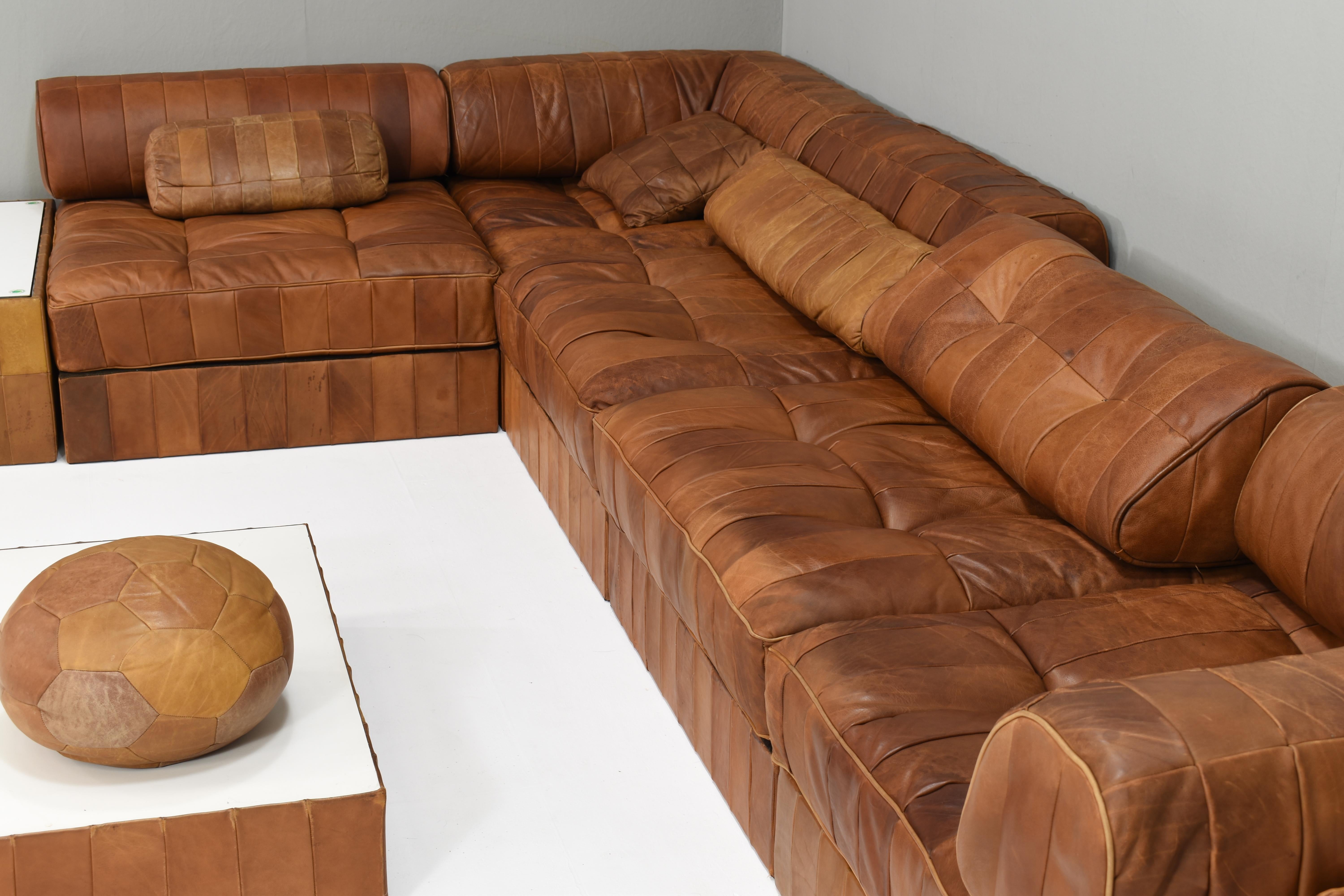 De Sede DS-88 Landscape Sectional Sofa in Cognac Tan Leather, Switzerland 1970's État moyen - En vente à Pijnacker, Zuid-Holland