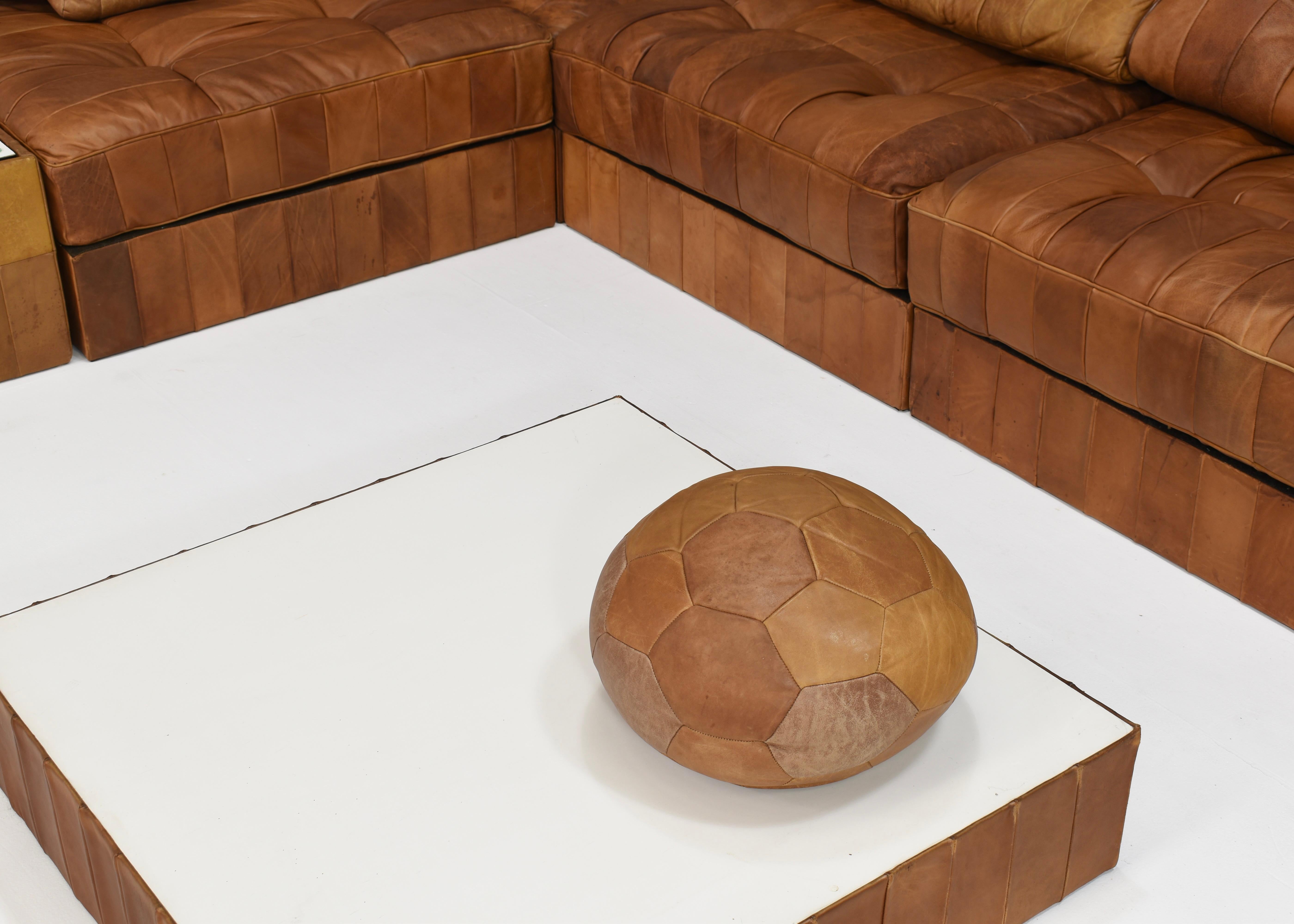 Cuir De Sede DS-88 Landscape Sectional Sofa in Cognac Tan Leather, Switzerland 1970's en vente