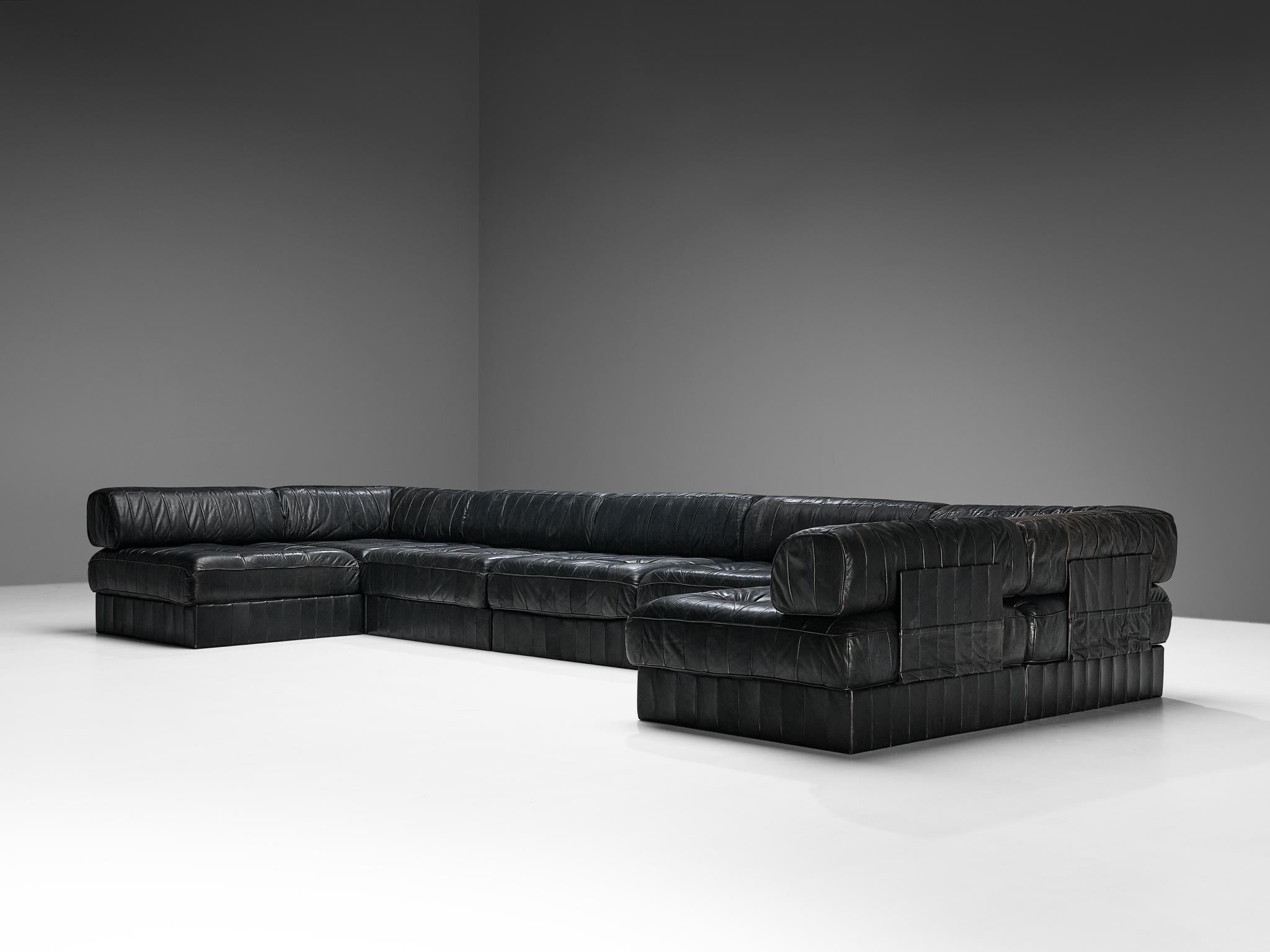 Mid-Century Modern De Sede ‘DS-88’ Modular Sofa in Black Leather  For Sale