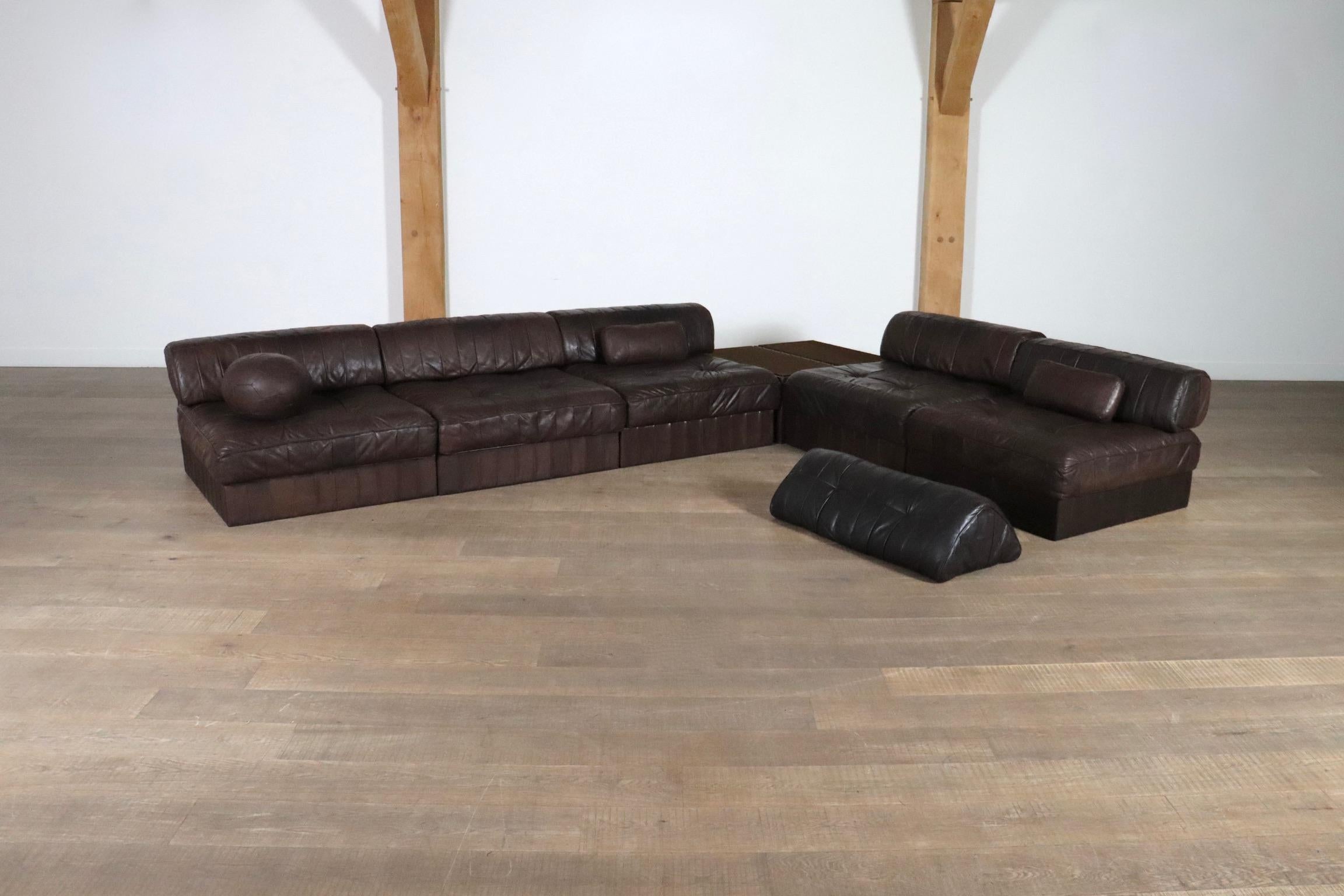 De Sede DS 88 Modular Sofa In Brown Patchwork Leather, Switzerland 1970s For Sale 8