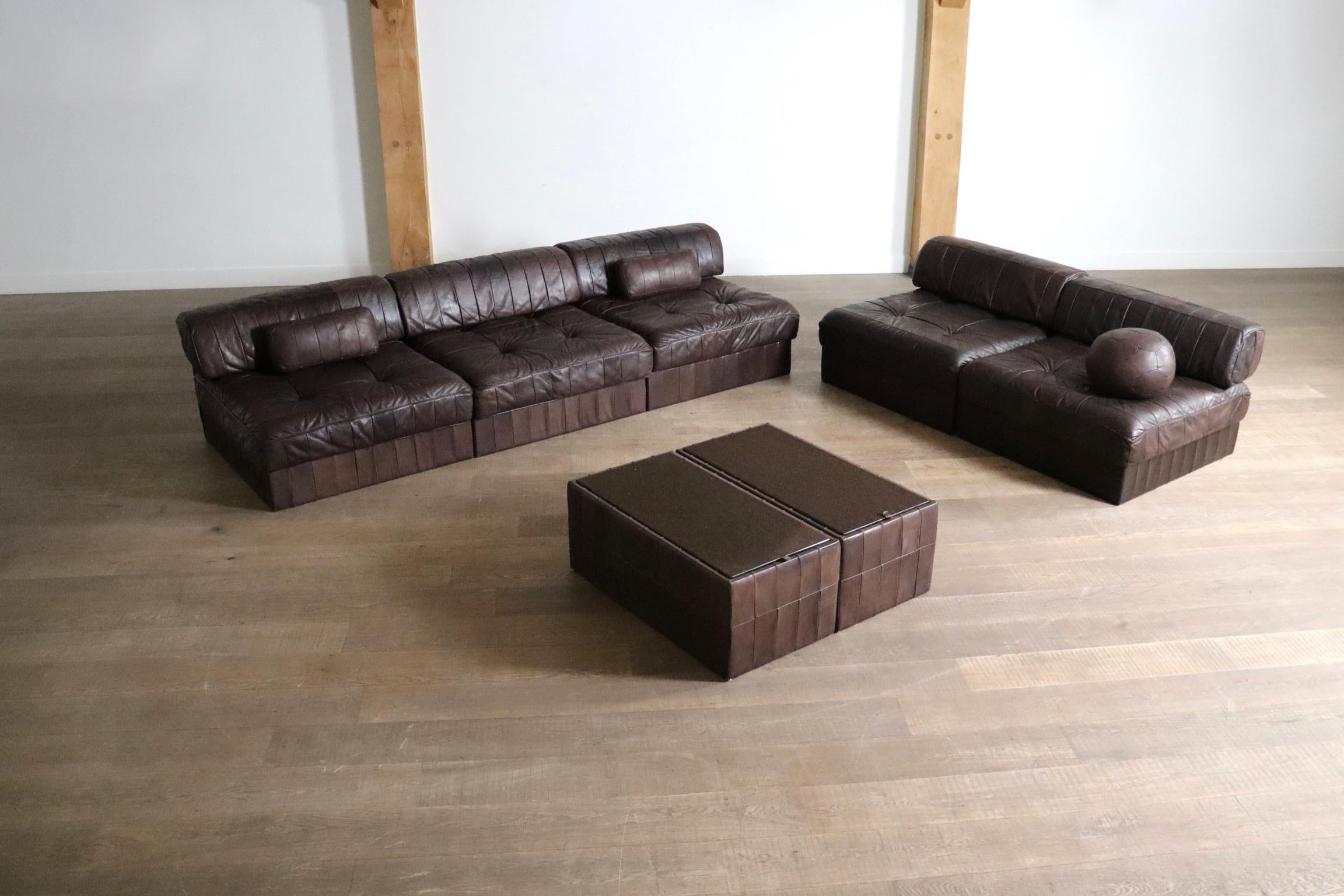 De Sede DS 88 Modular Sofa In Brown Patchwork Leather, Switzerland 1970s For Sale 1