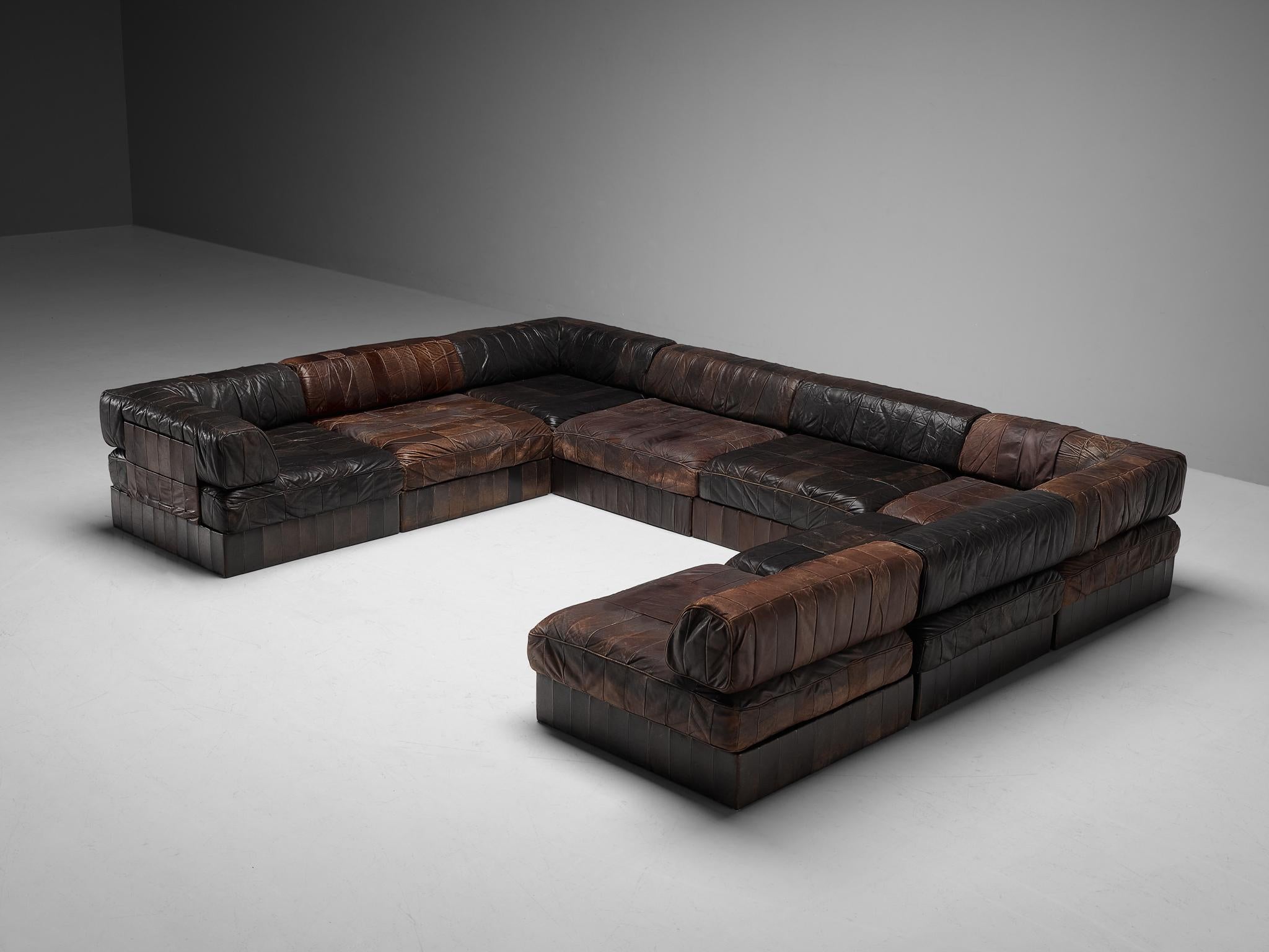 Swiss De Sede ‘DS-88’ Modular Sofa in Brown Leather 