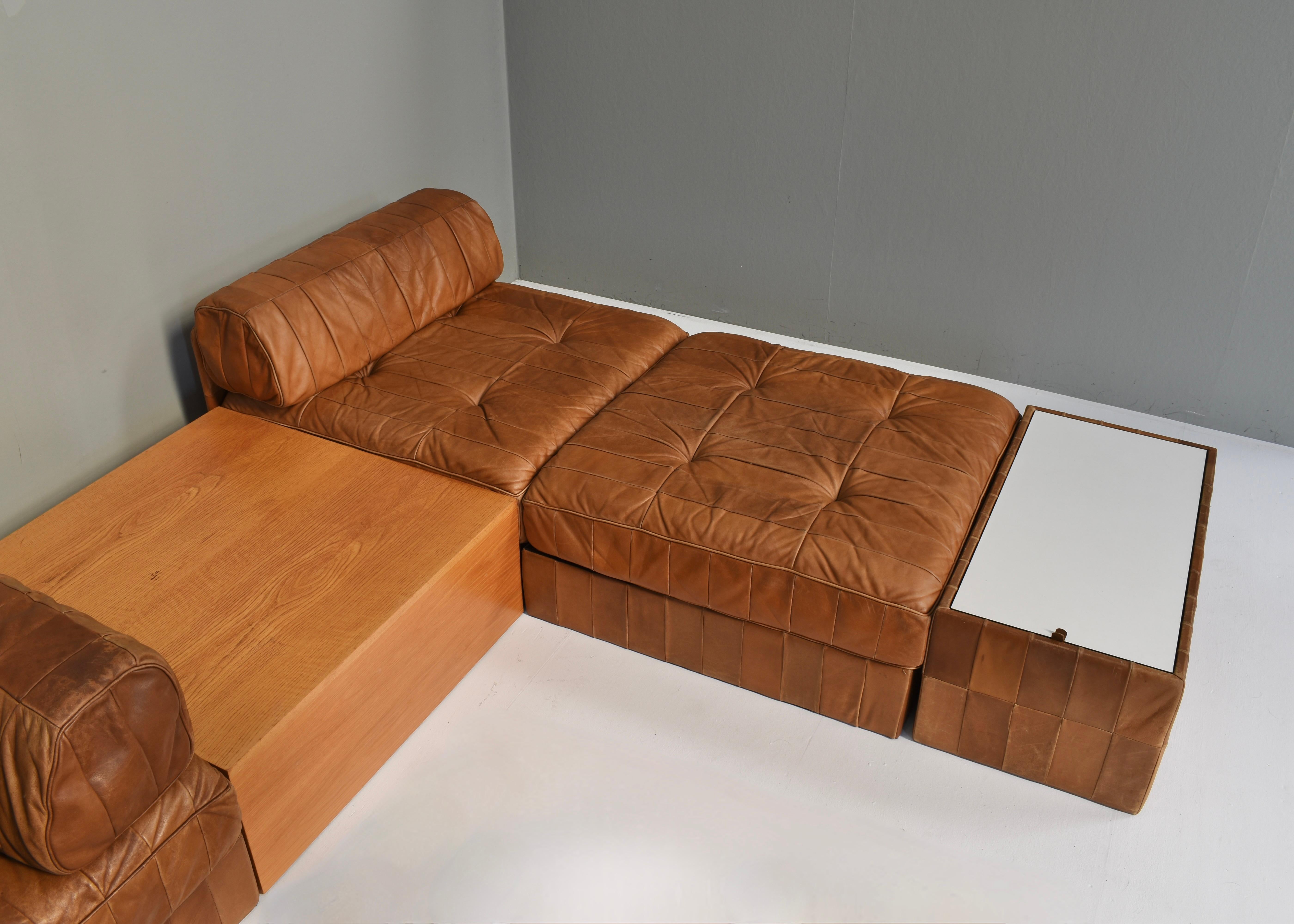 De Sede DS-88 Sectional Sofa in Cognac Brown Tan Leather, Switzerland, 1970's 8