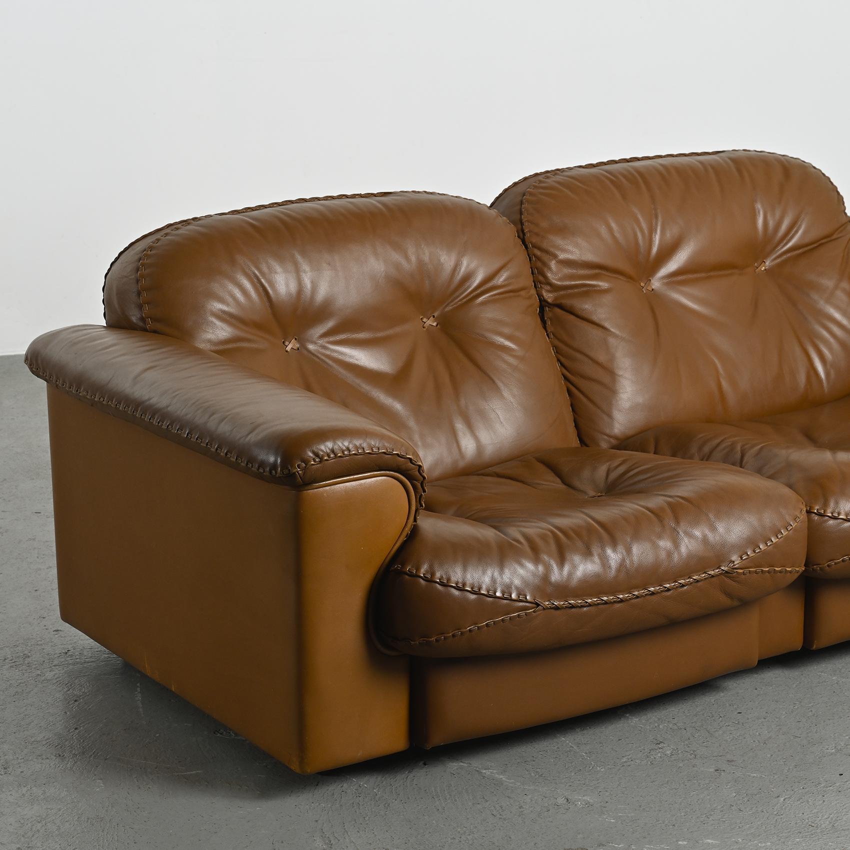 De Sede DS101 Leder-Sofa, Schweiz 1970er Jahre (Moderne der Mitte des Jahrhunderts) im Angebot