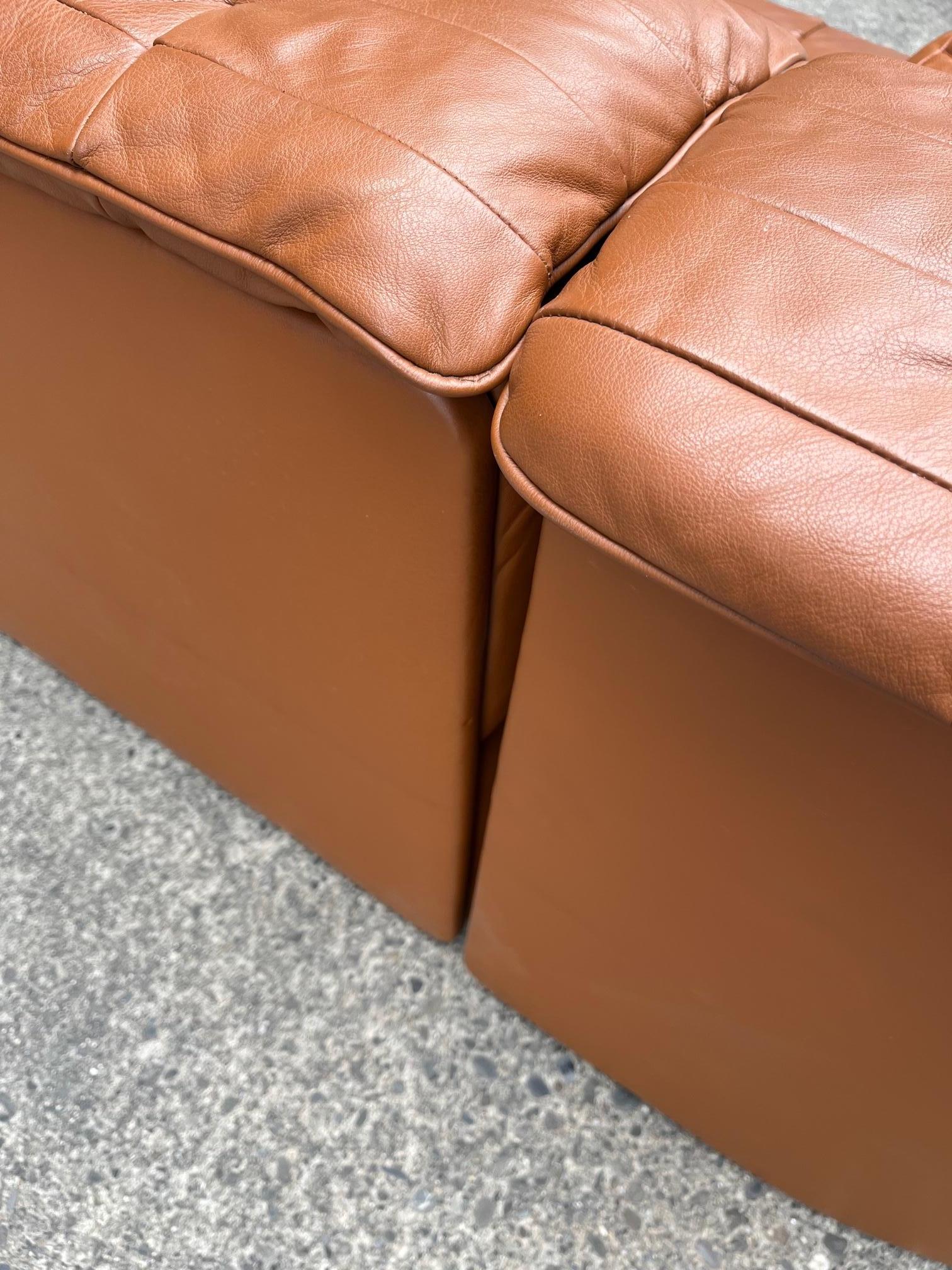 De Sede DS11 Cognac Patchwork Leather Modular Sofa, Switzerland, Ca. 1970s 4