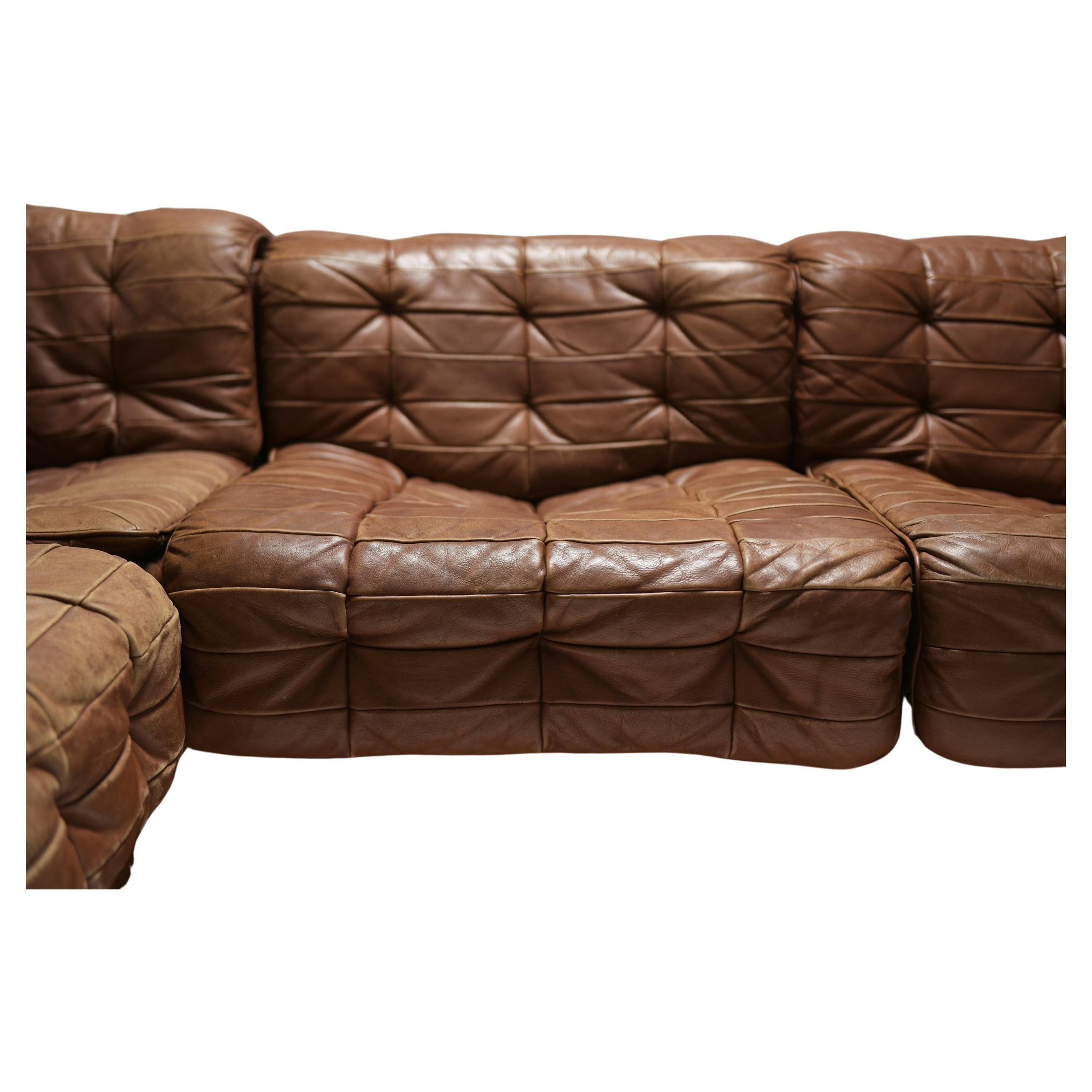 De Sede DS11 Patchwork Leather Sectional in Caramel, Circa 1970s In Good Condition For Sale In Los Angeles, CA