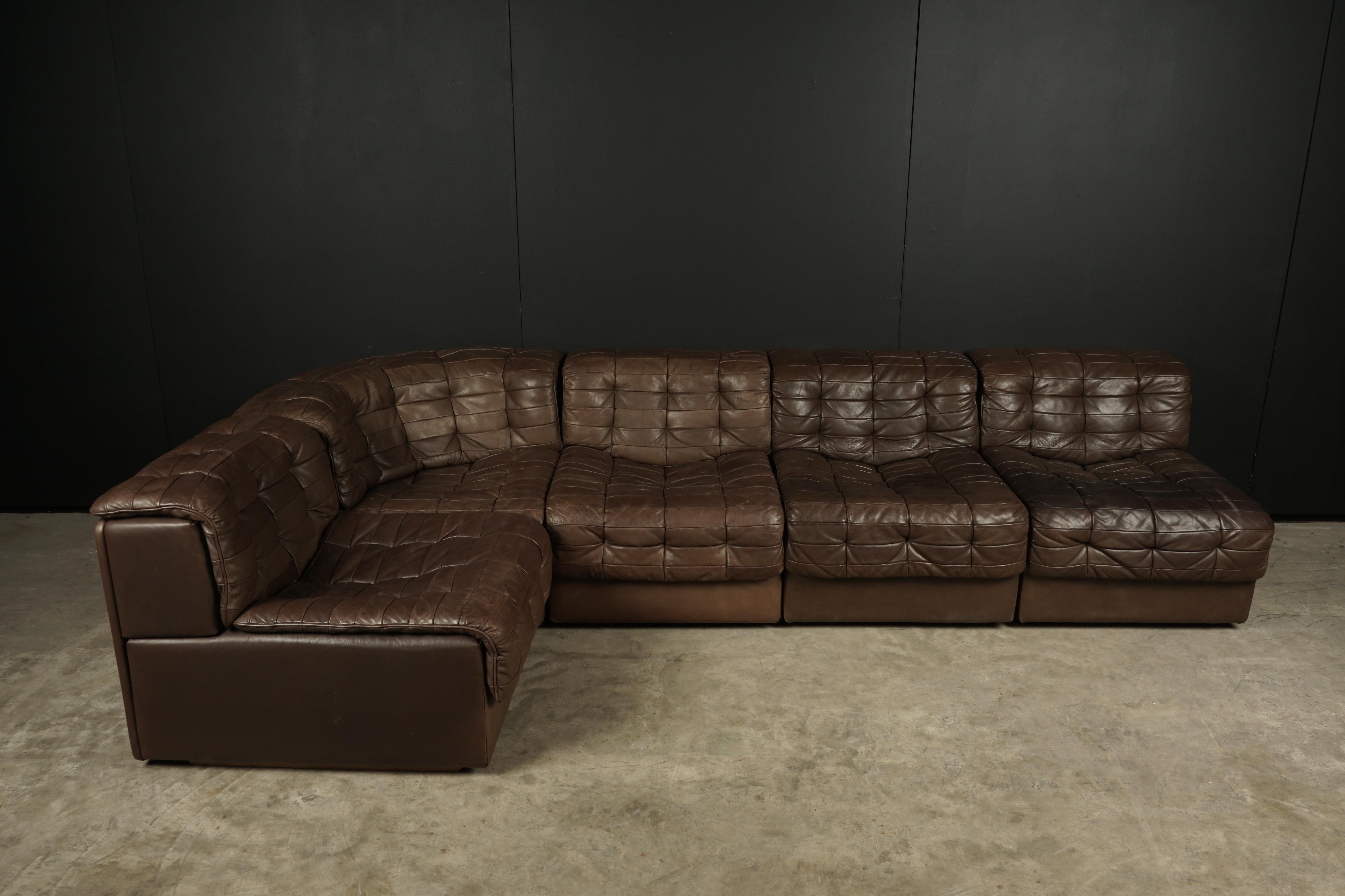 Vintage De Sede DS11 Sectional Patchwork sofa, 1970s. Original brown leather upholstery. Manufactured by De Sede in Switzerland. This sofa consists of five modular elements.

Corner Element :
H - 25 / W - 32 / D - 32 / S - 15.