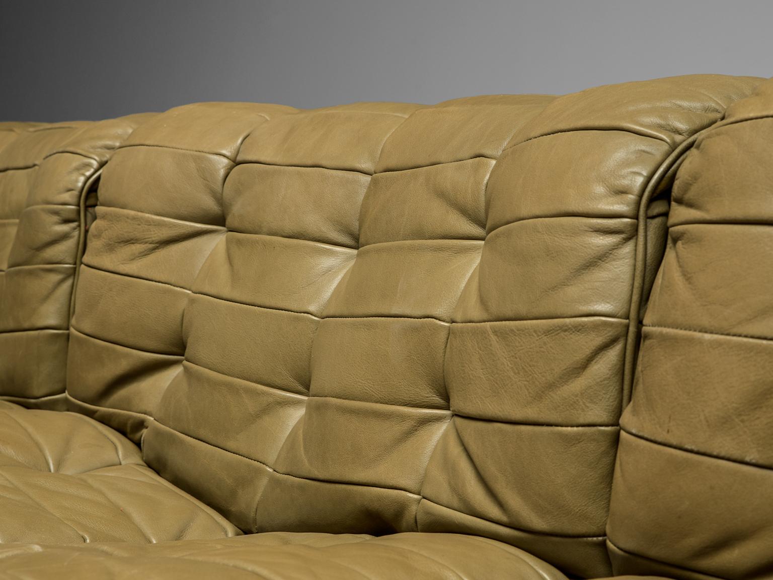 De Sede 'DS11' Sectional Sofa in Original Olive Green Leather 2