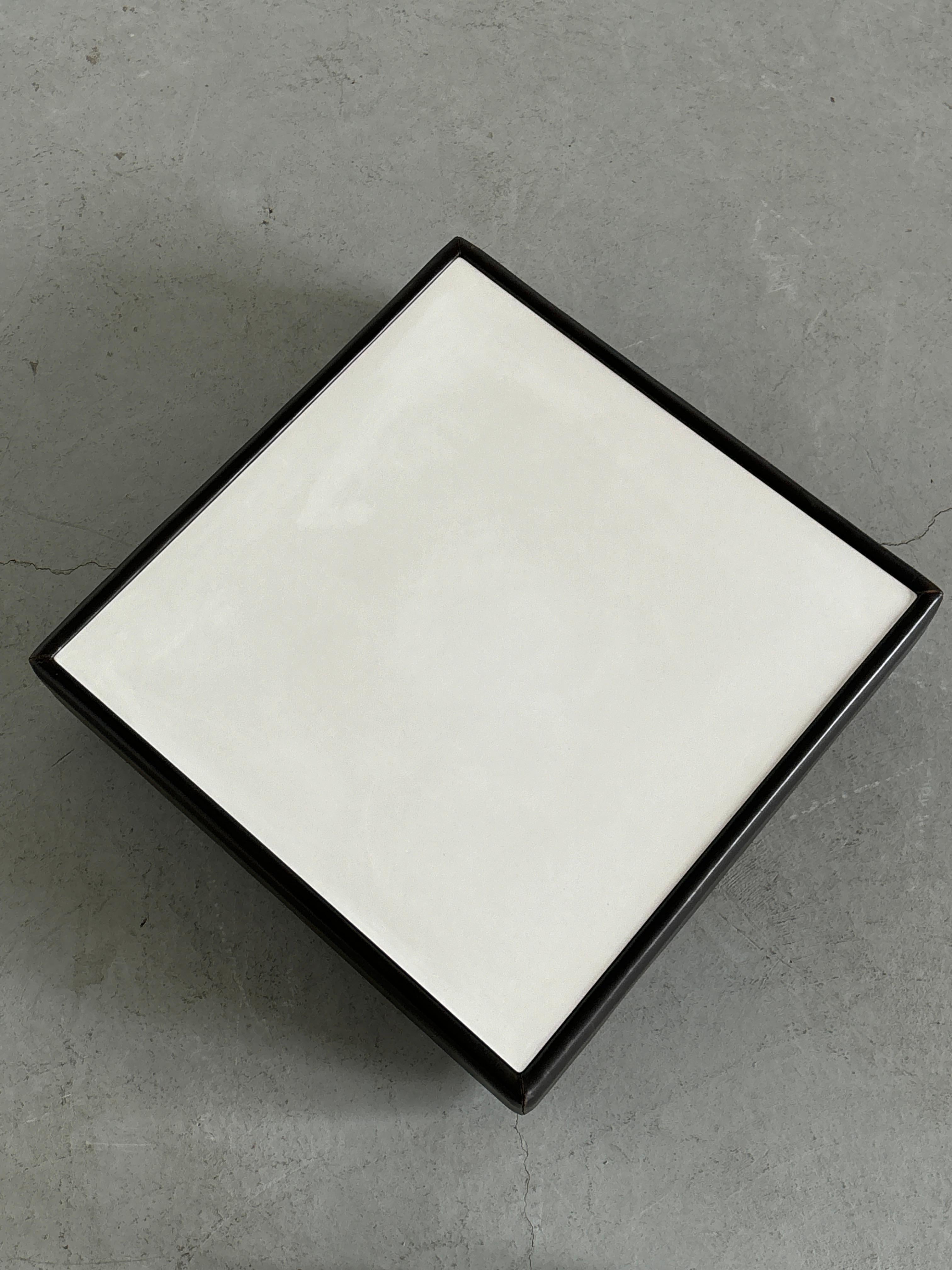 De Sede DS15 Elegante mesa de centro de cuero, años 70 Suiza en venta 2
