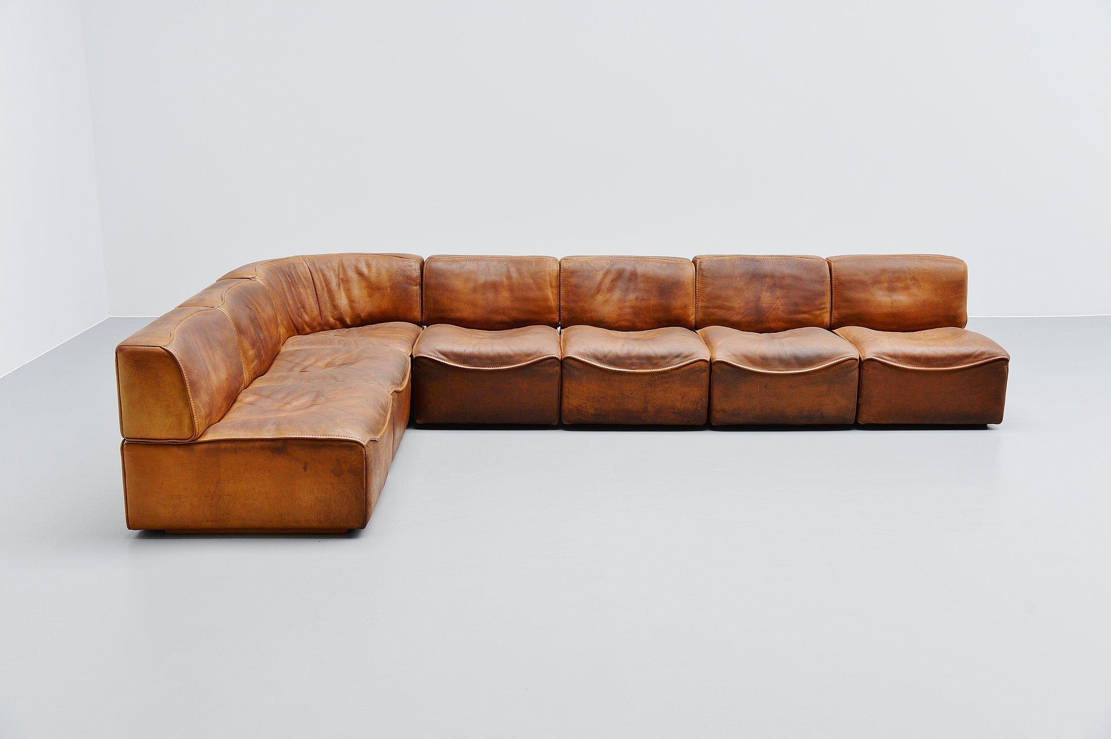 Very nice quality modular sofa designed and made by De Sede, Switzerland, 1970. This modular sofa is model DS15 and was made of very thick natural buffalo leather which is indestructible. De Sede is known for its quality leather used with their