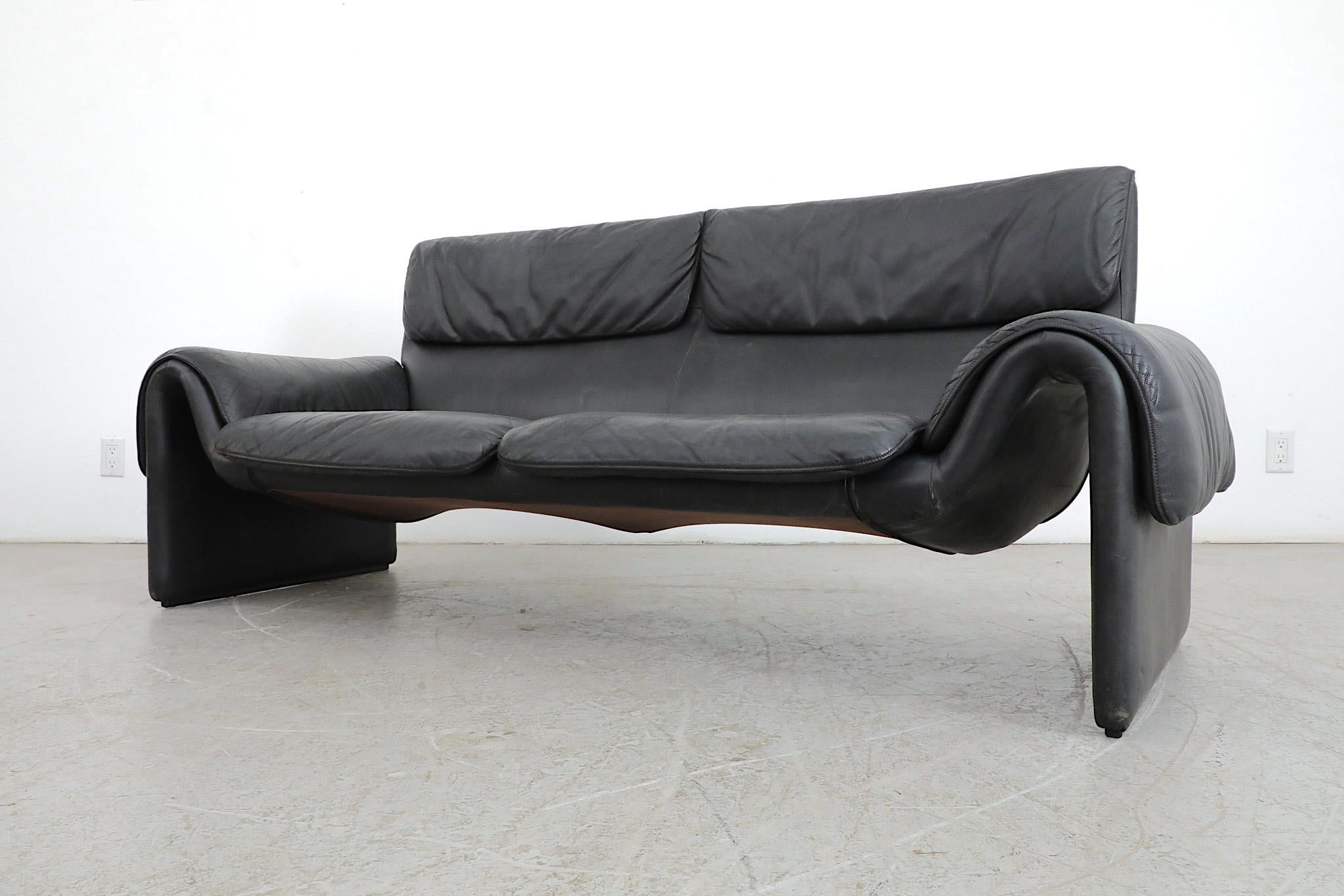 De Sede DS2011 Black Leather Sofa 12