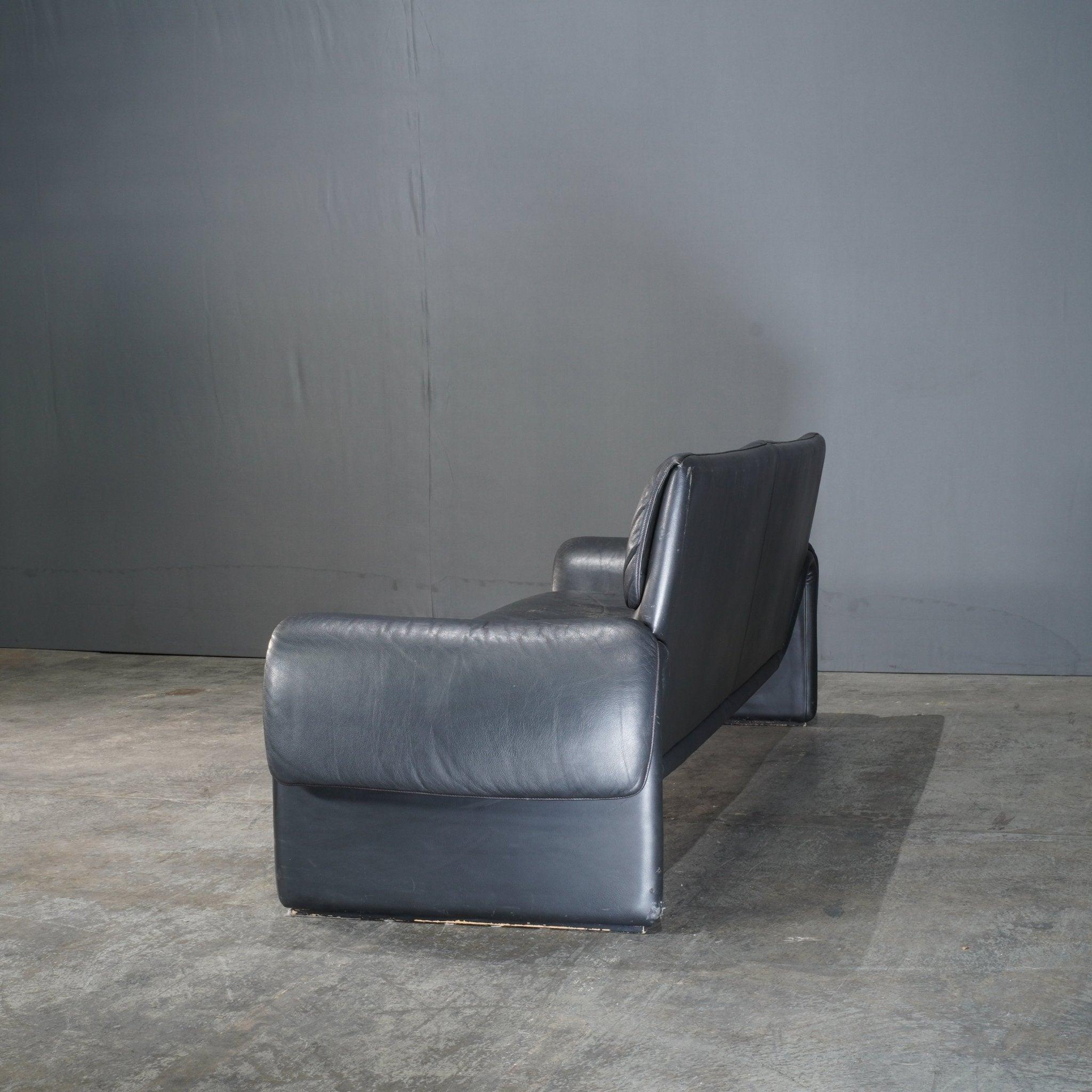 20th Century De Sede DS2011 Black Leather Sofa For Sale