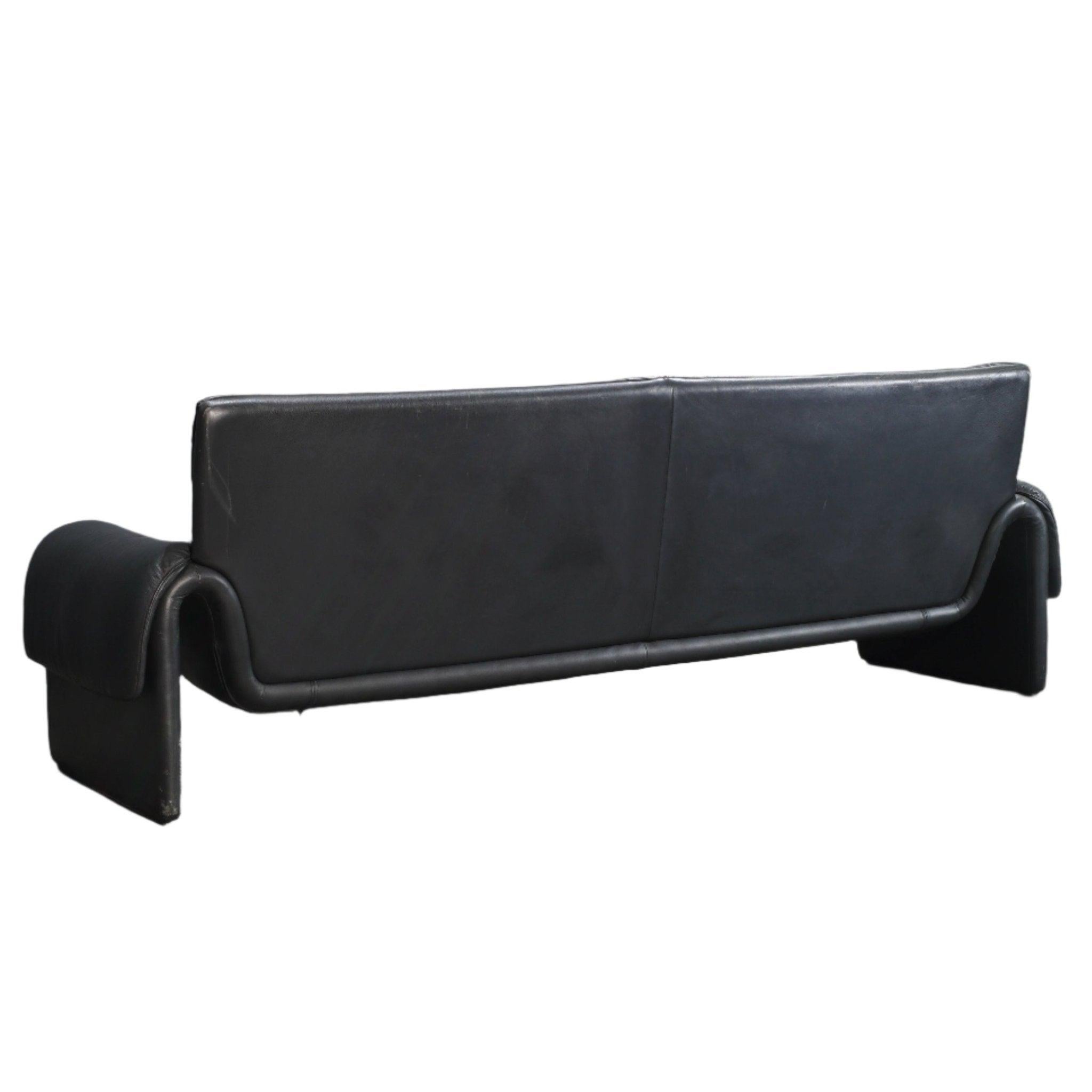 De Sede DS2011 Black Leather Sofa For Sale 2