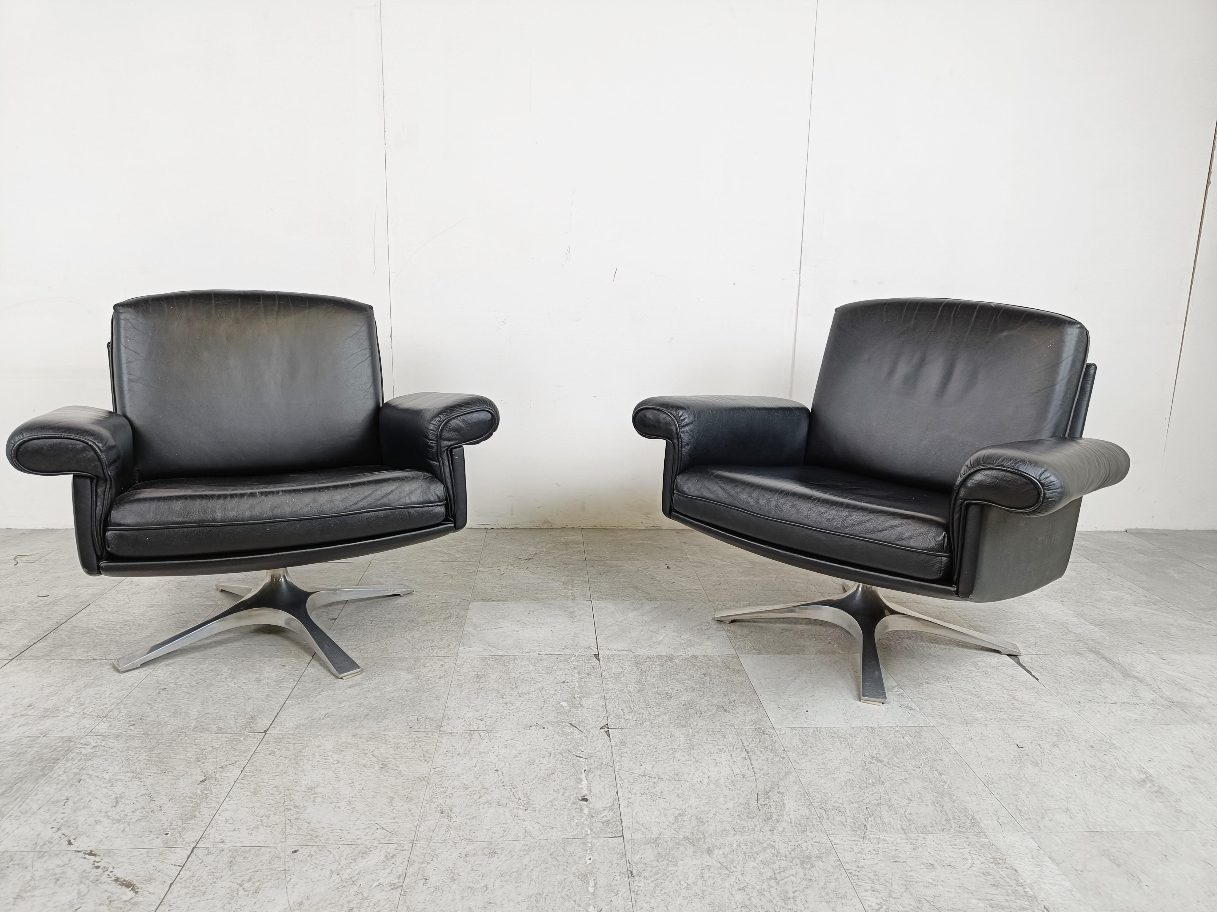 Mid-Century Modern De Sede DS31 Pair of Swivel Chairs, 1970s