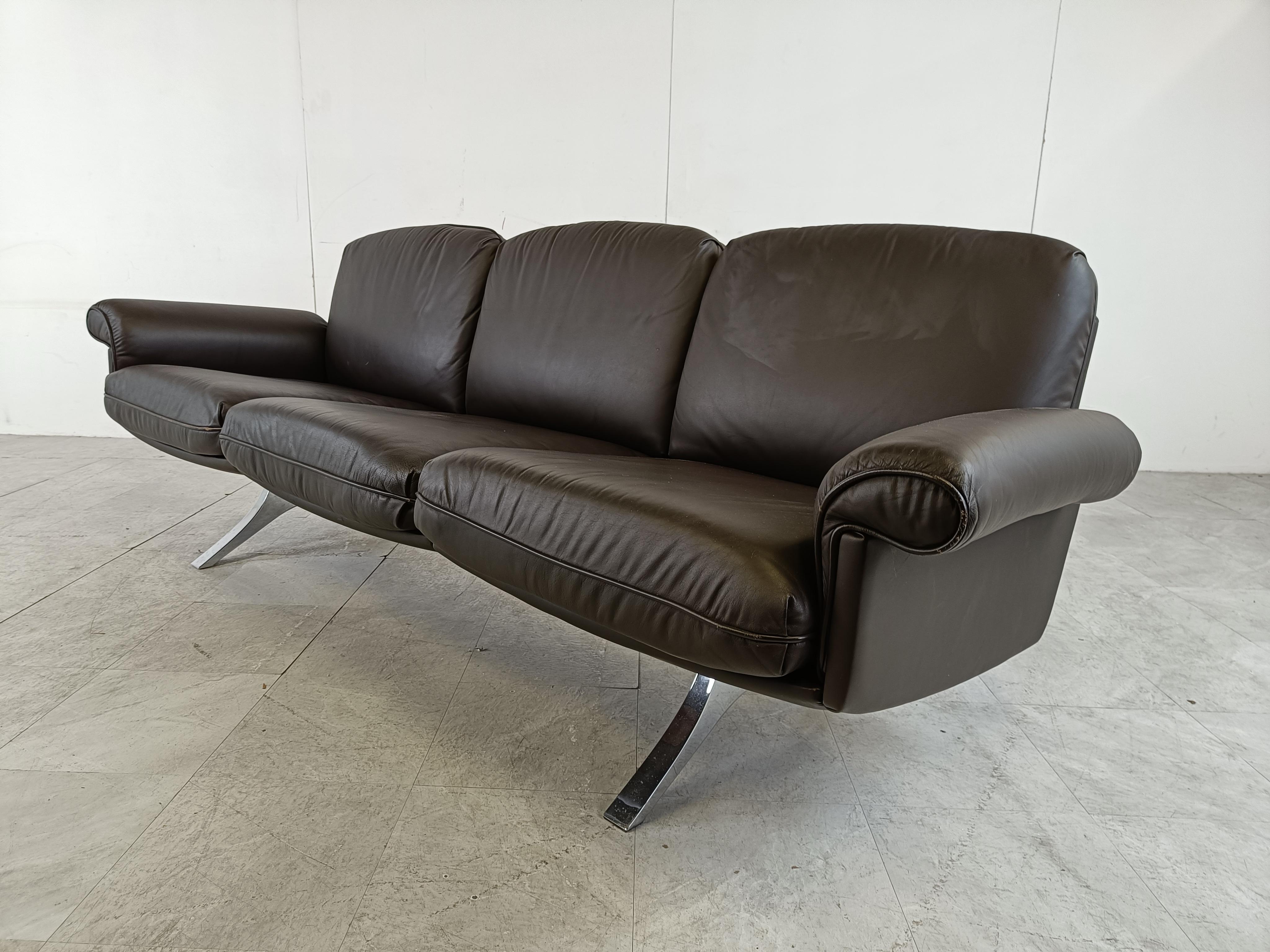 De Sede DS31 Sofa in Brown Leather, 1970s For Sale 5