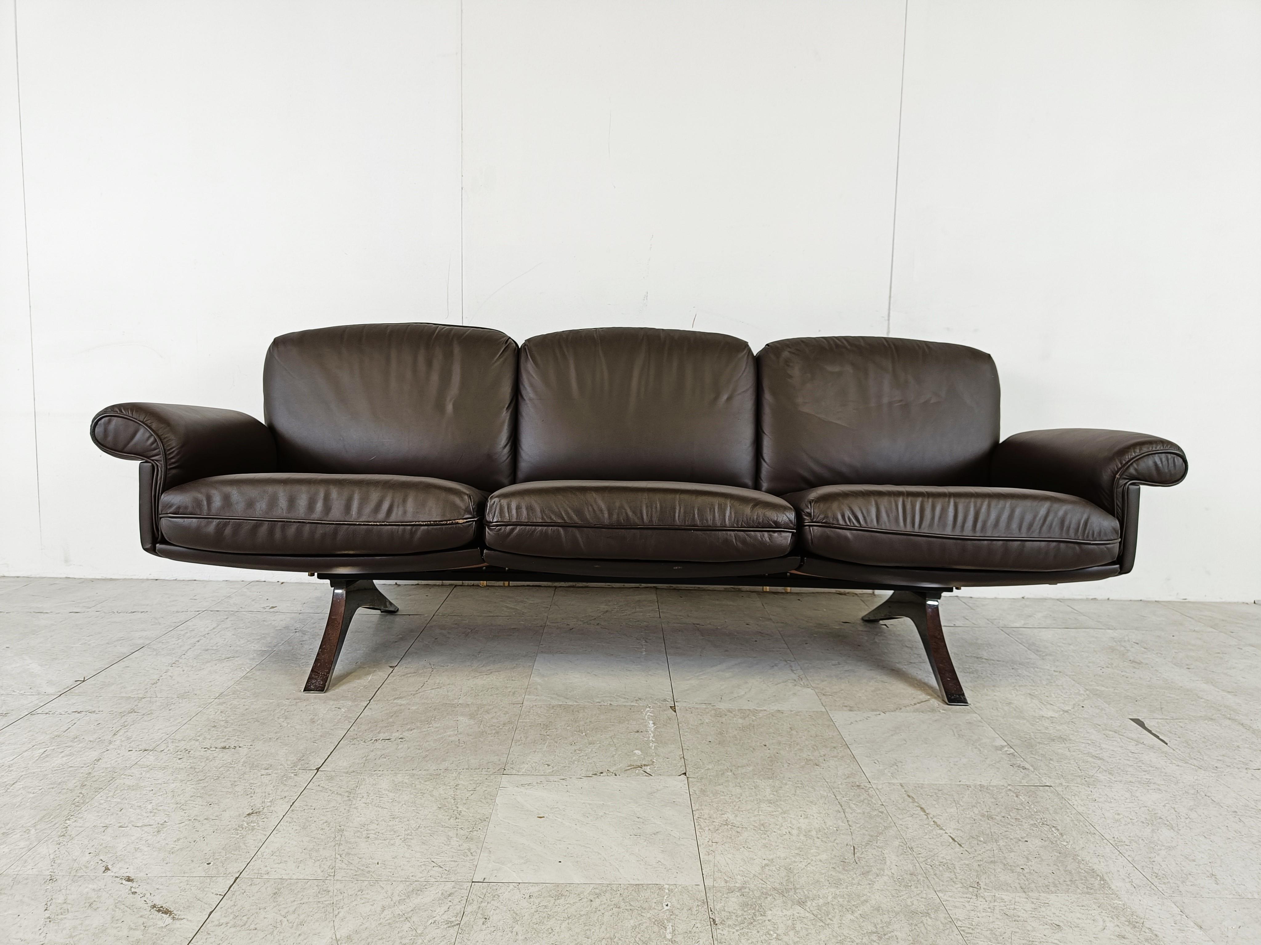 Swiss De Sede DS31 Sofa in Brown Leather, 1970s For Sale