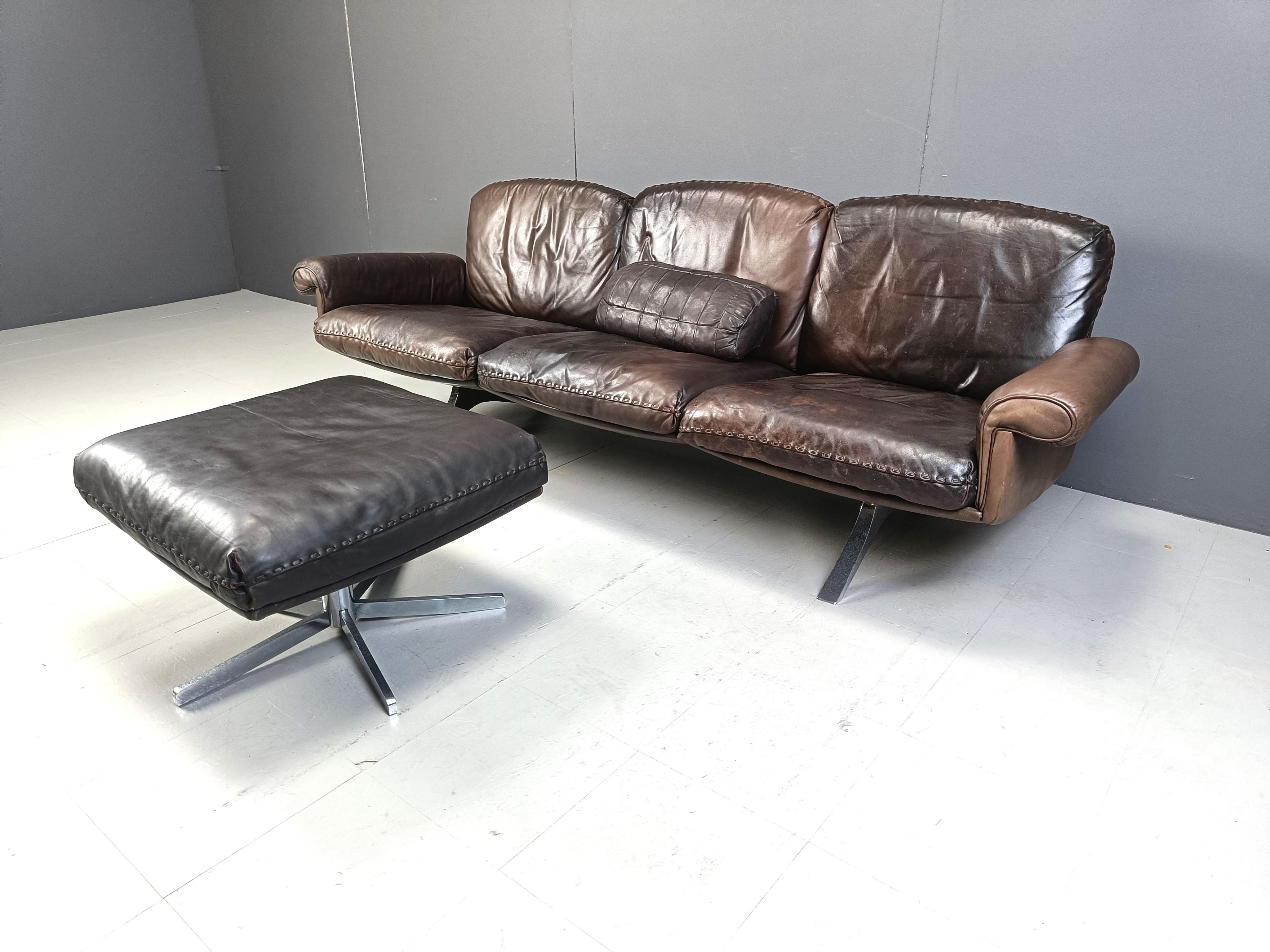 Late 20th Century De sede DS31 sofa in brown leather, 1970s