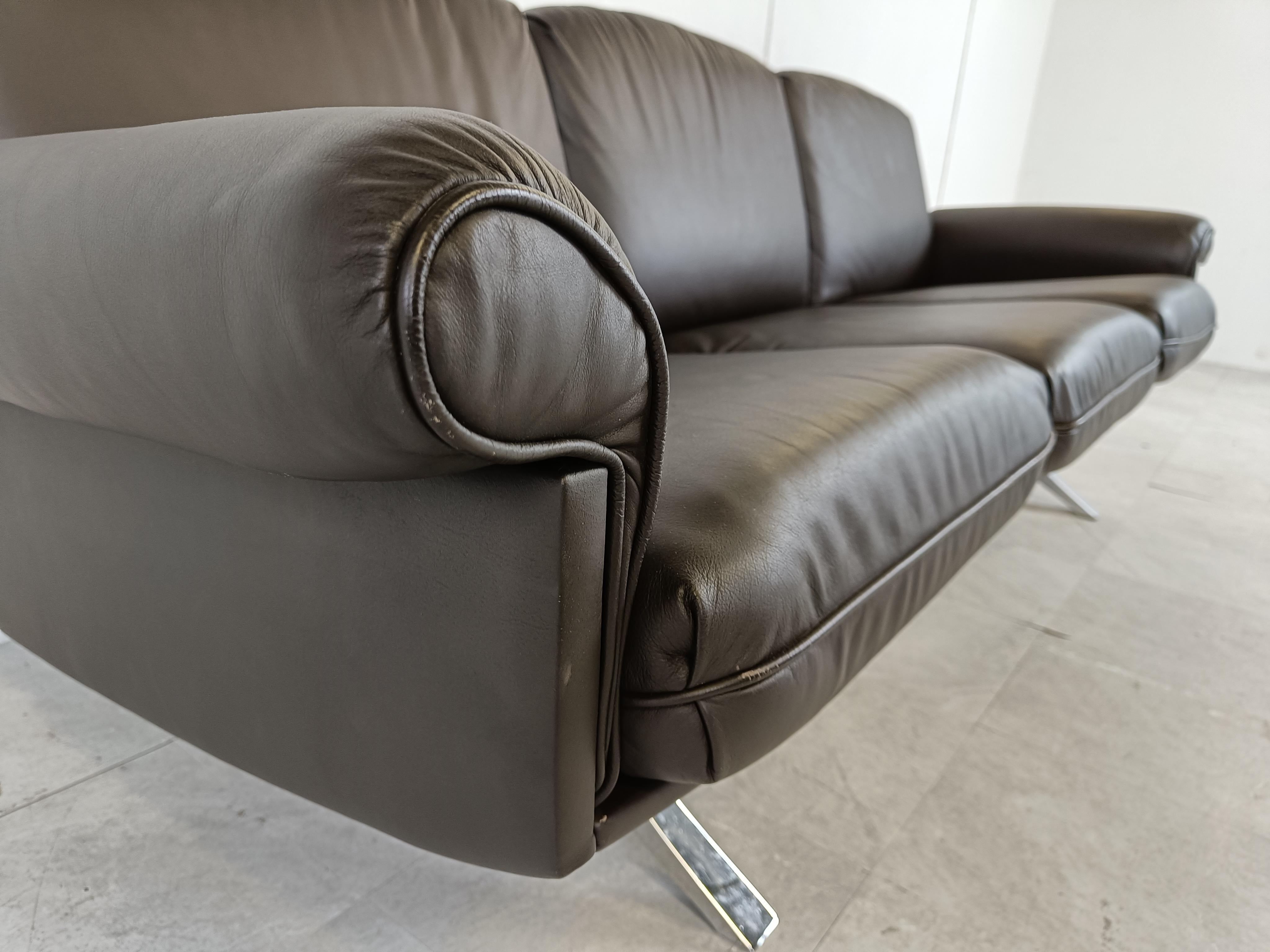 De Sede DS31 Sofa in Brown Leather, 1970s For Sale 2