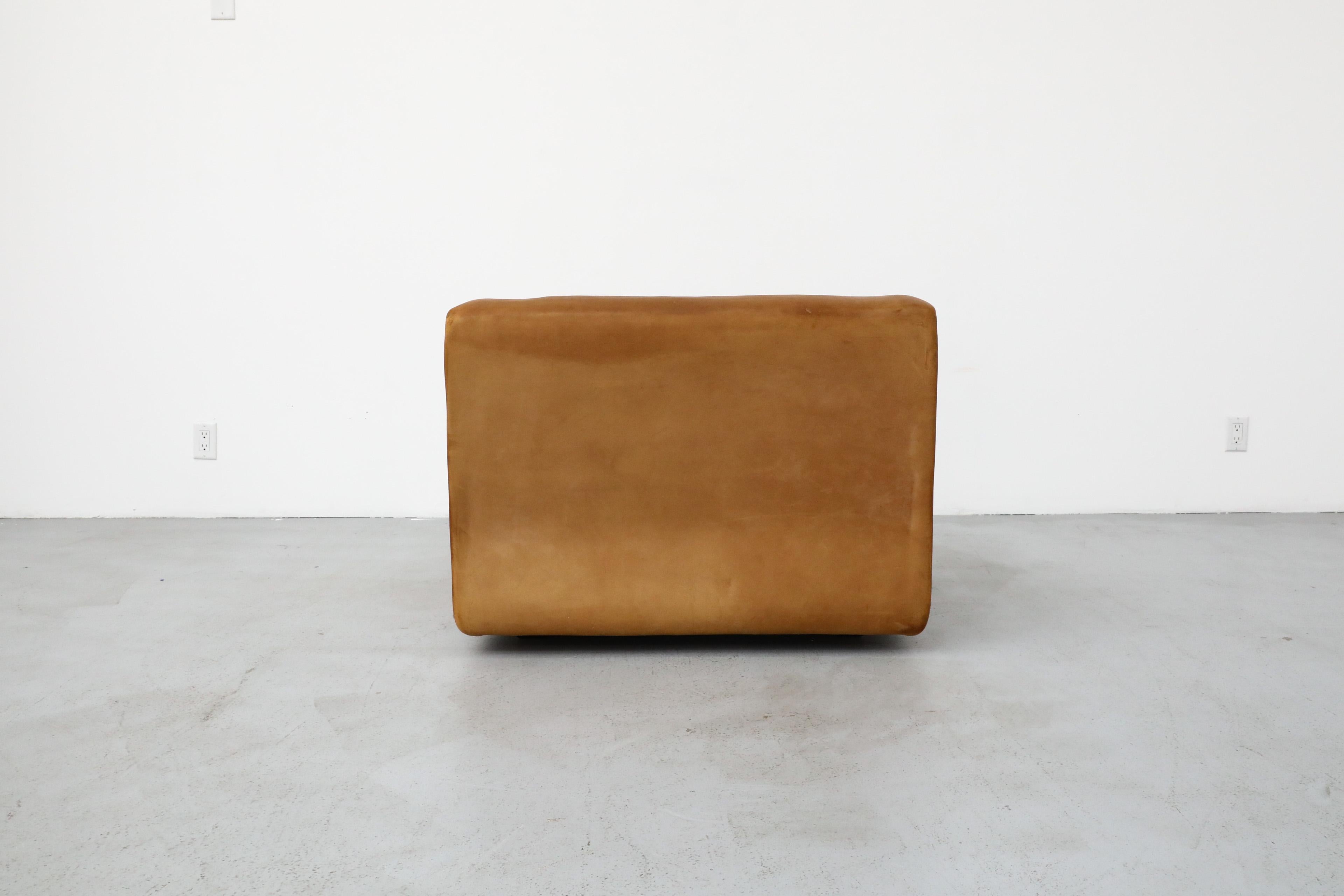 De Sede DS42 Buffalo Leather Lounge Chair in Warm Brown Leather In Good Condition For Sale In Los Angeles, CA