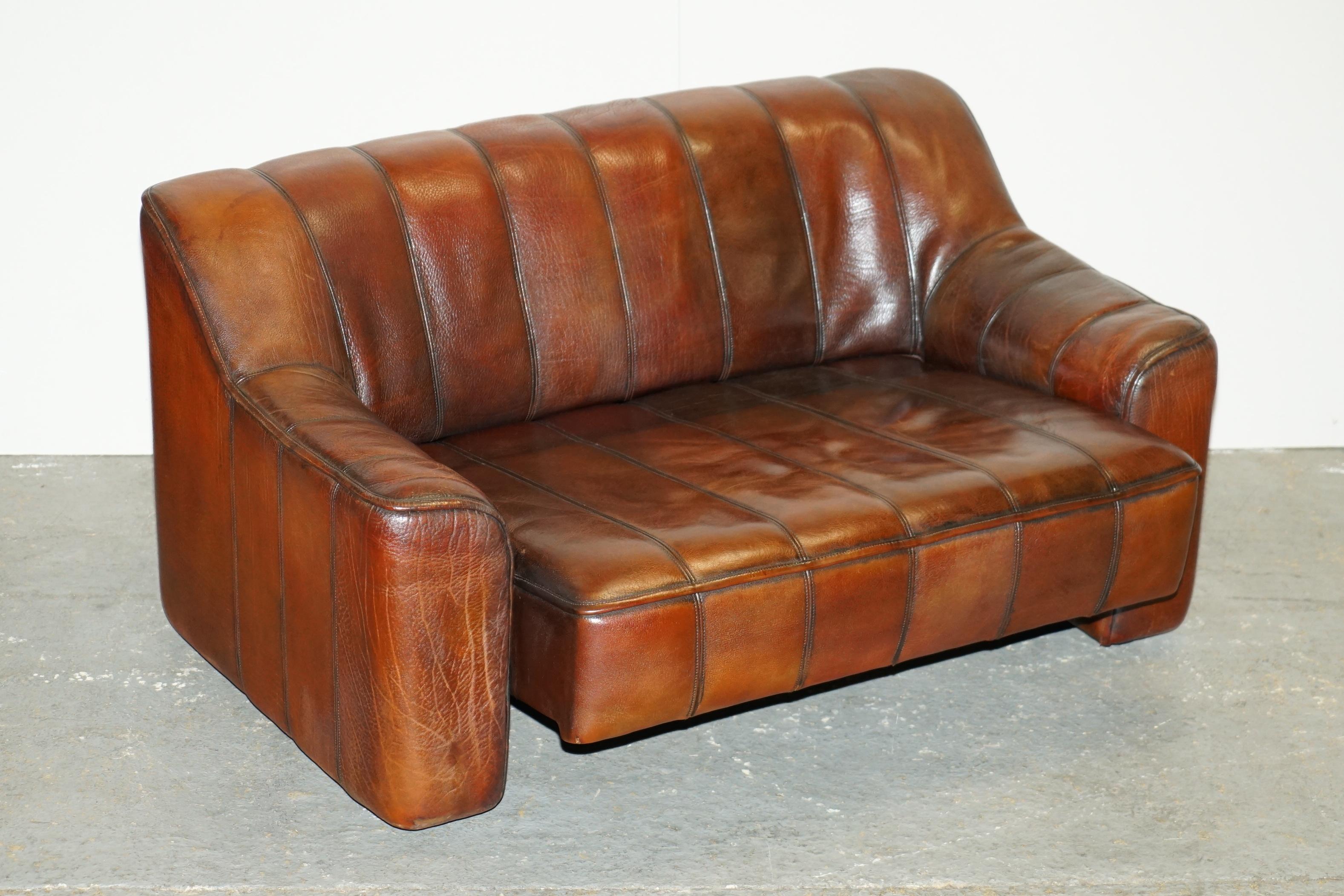 DE SEDE DS44 RECLINiNG CUIR BUFALO NECK BROWN PAIR OF ARMCHAIRS & SOFA SUITE en vente 5