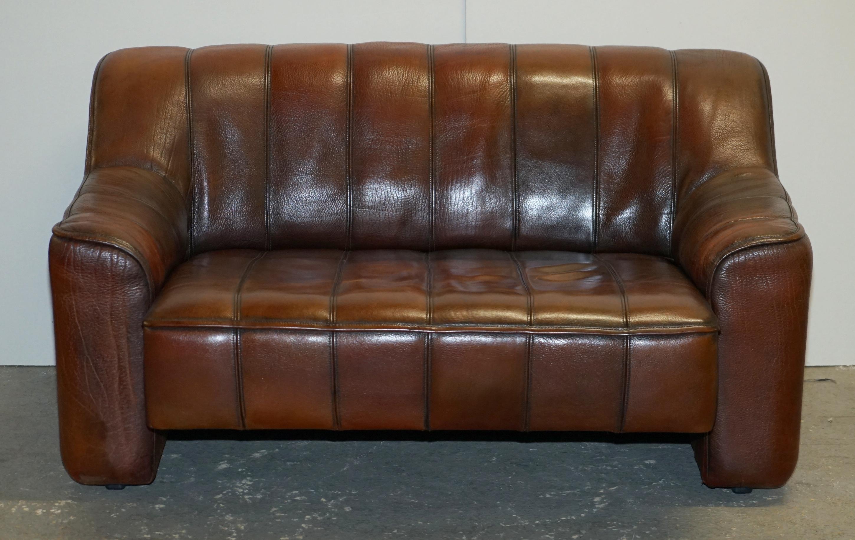 DE SEDE DS44 RECLINiNG CUIR BUFALO NECK BROWN PAIR OF ARMCHAIRS & SOFA SUITE en vente 6