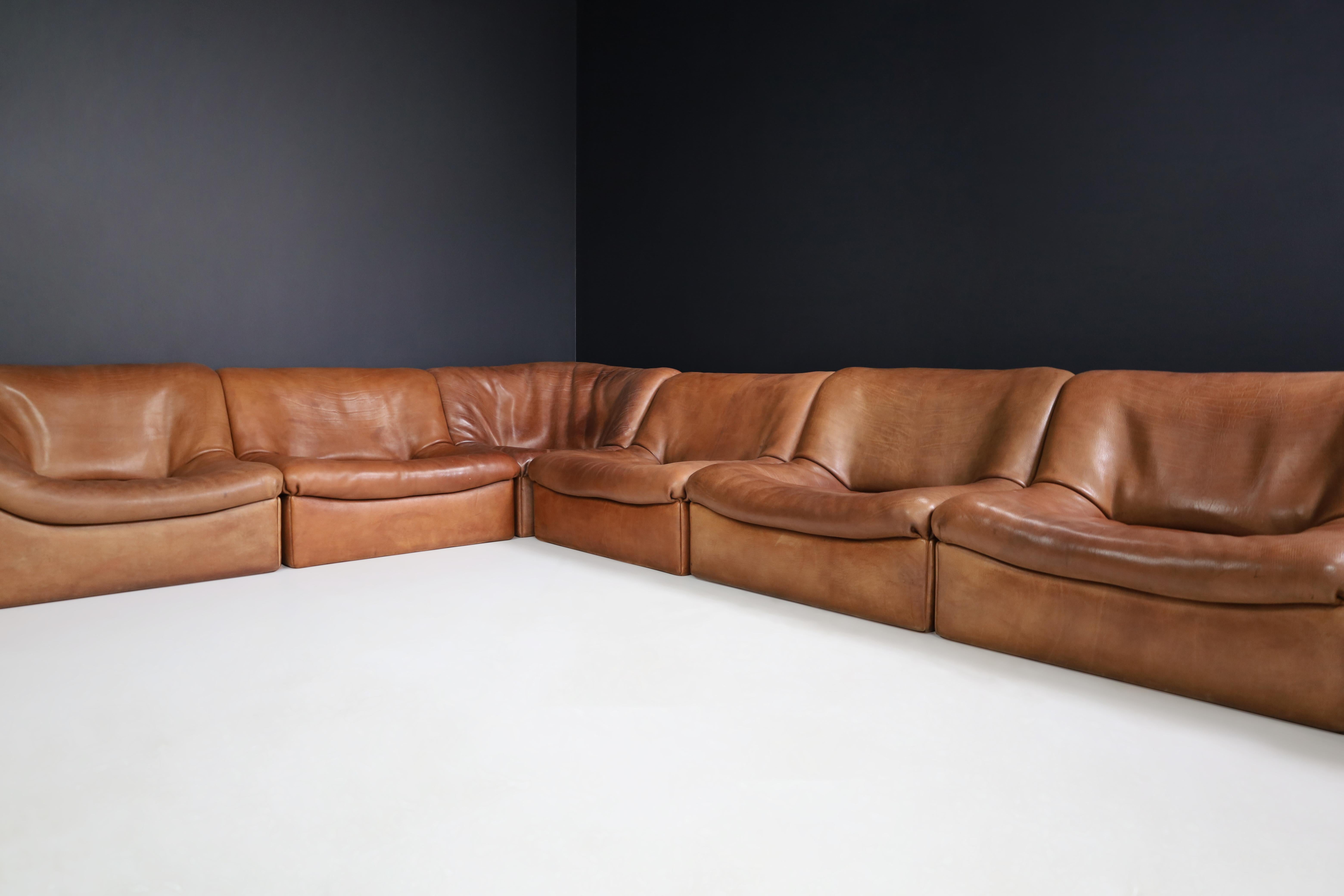 De Sede Ds46 Sectional Sofa-Livingroomset in Buffalo Leather, Switzerland 1970s In Good Condition For Sale In Almelo, NL