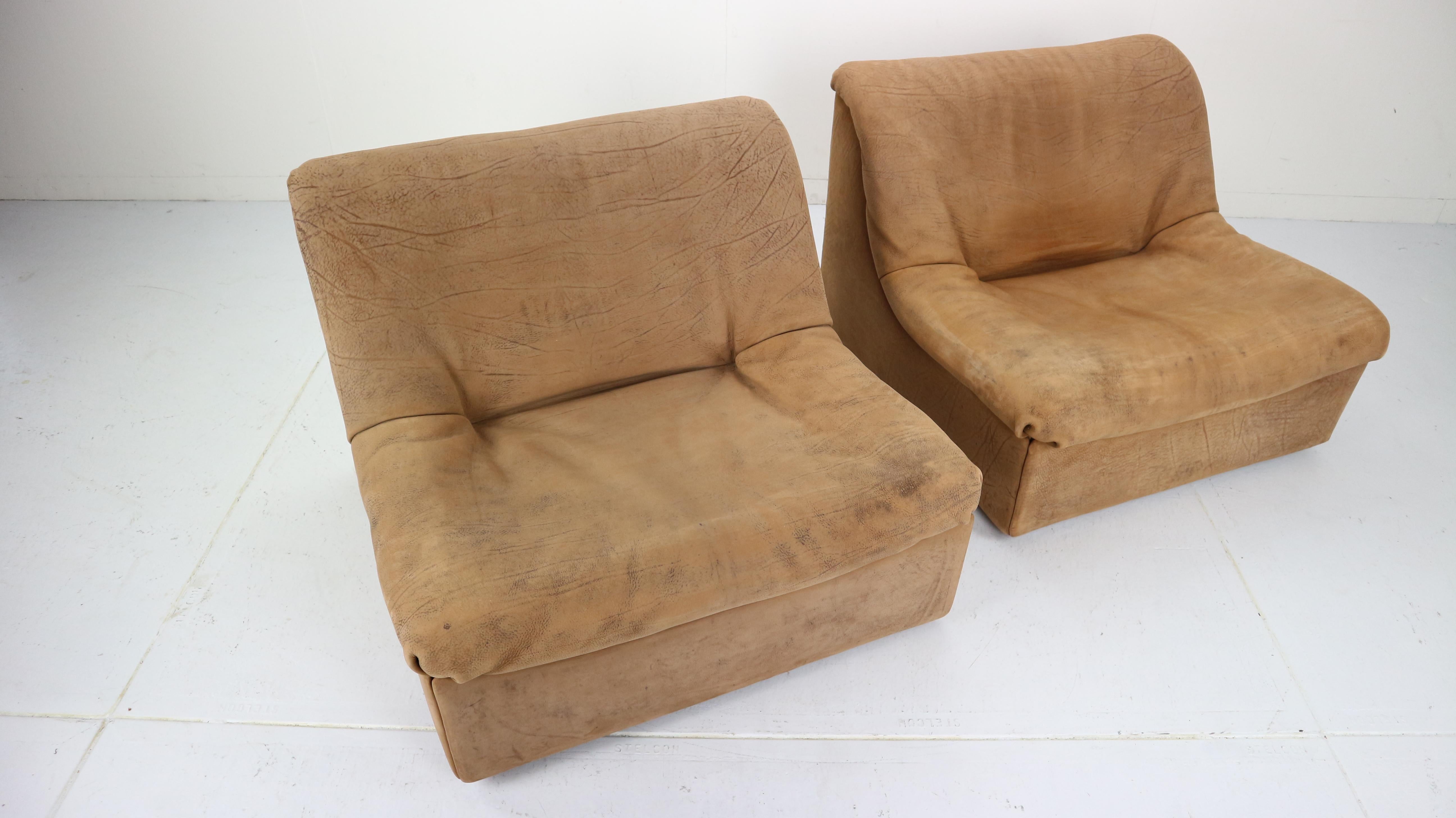 De Sede- DS46 Two-Piece Sectional Sofa in Buffalo Leather, Switzerland, 1970s In Good Condition In The Hague, NL