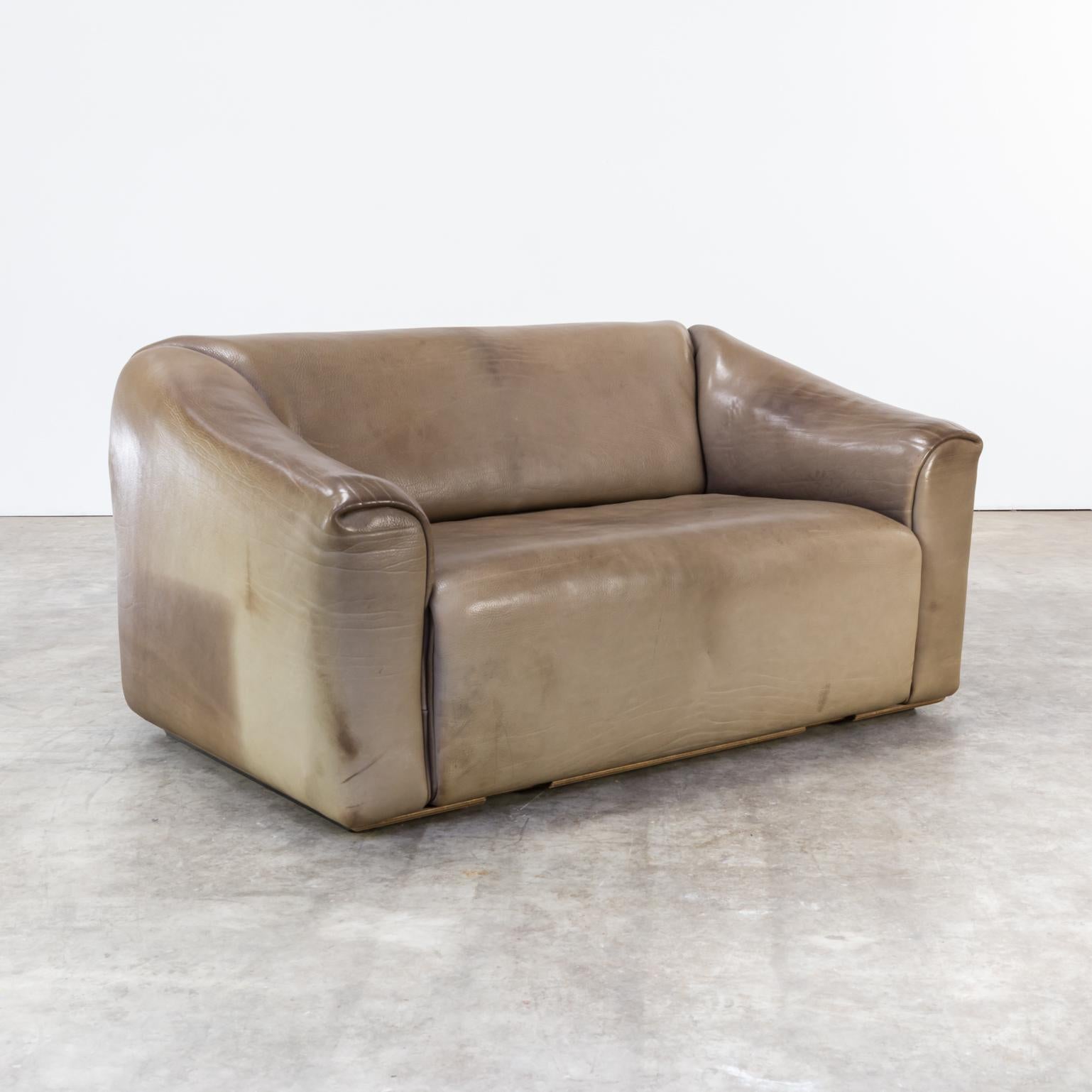 De Sede “DS47” Leather Two-Seat Sofa In Good Condition For Sale In Amstelveen, Noord