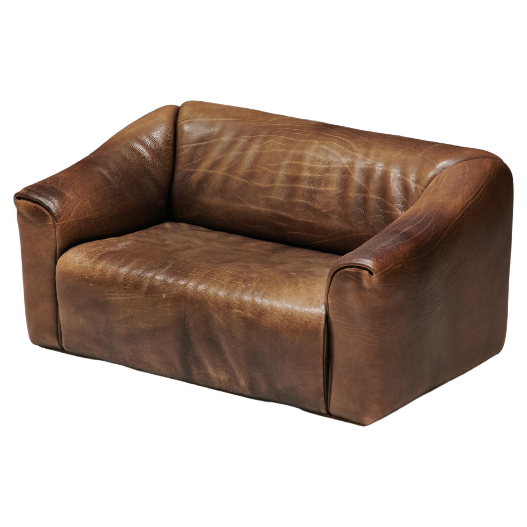 De Sede DS47 Bullhide Leather Sofa, Switzerland, 1970s For Sale