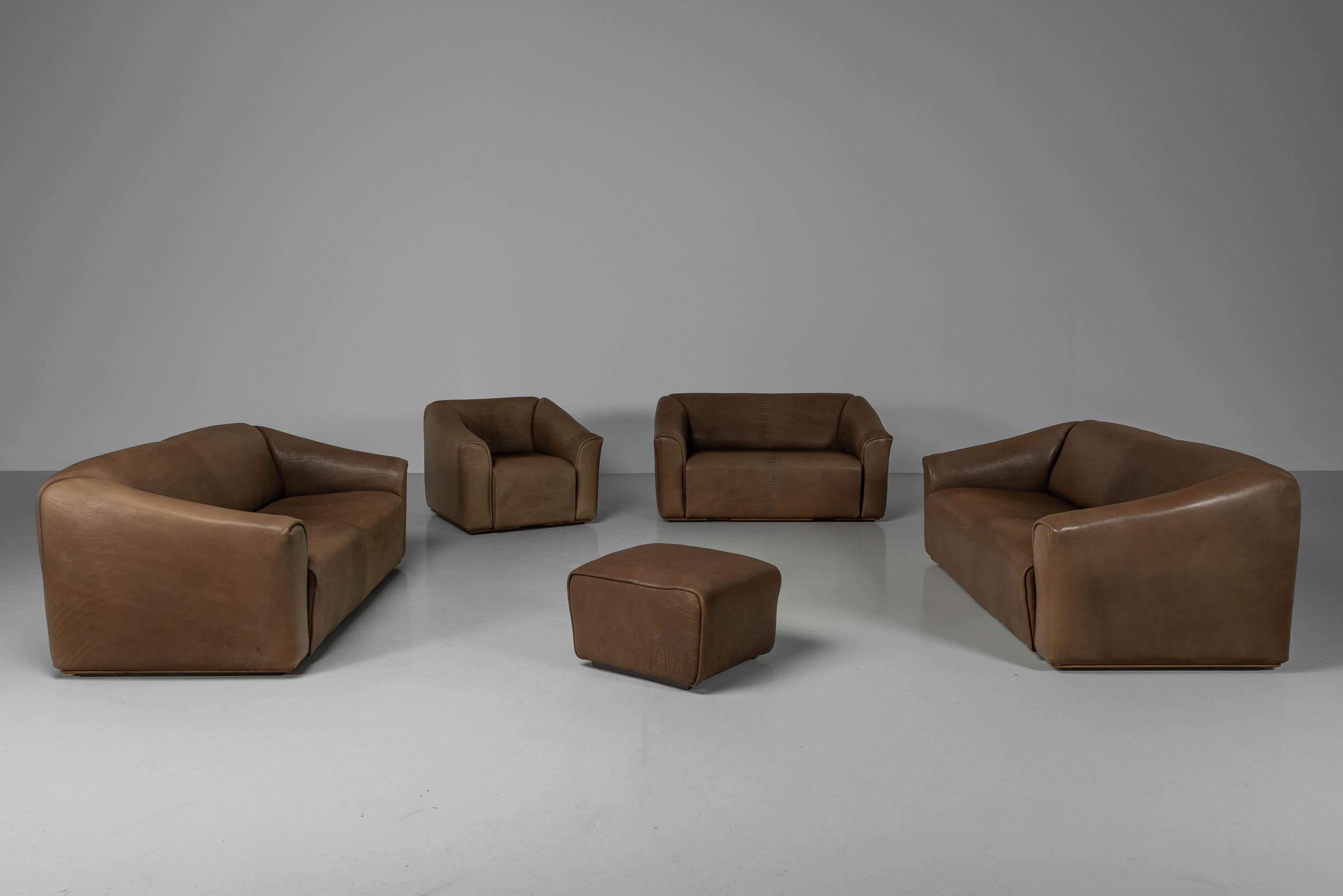 Mid-Century Modern De Sede DS47 sofa set buffalo leather Switzerland 1970 For Sale