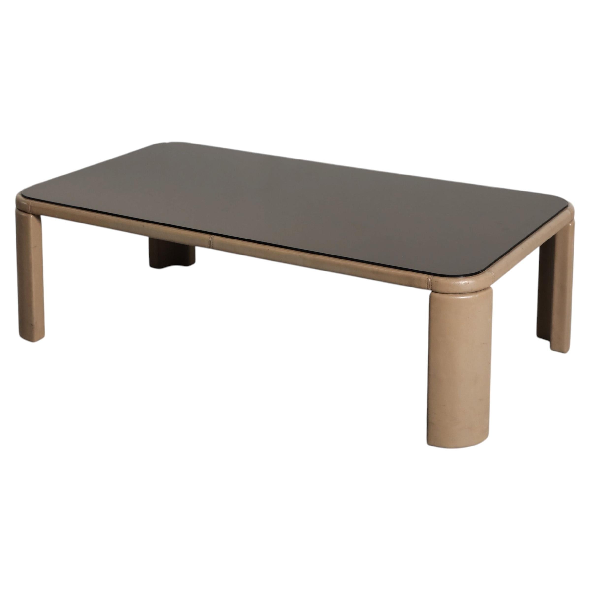 Table basse de Sede DS47 en cuir beige et verre miroir fumé