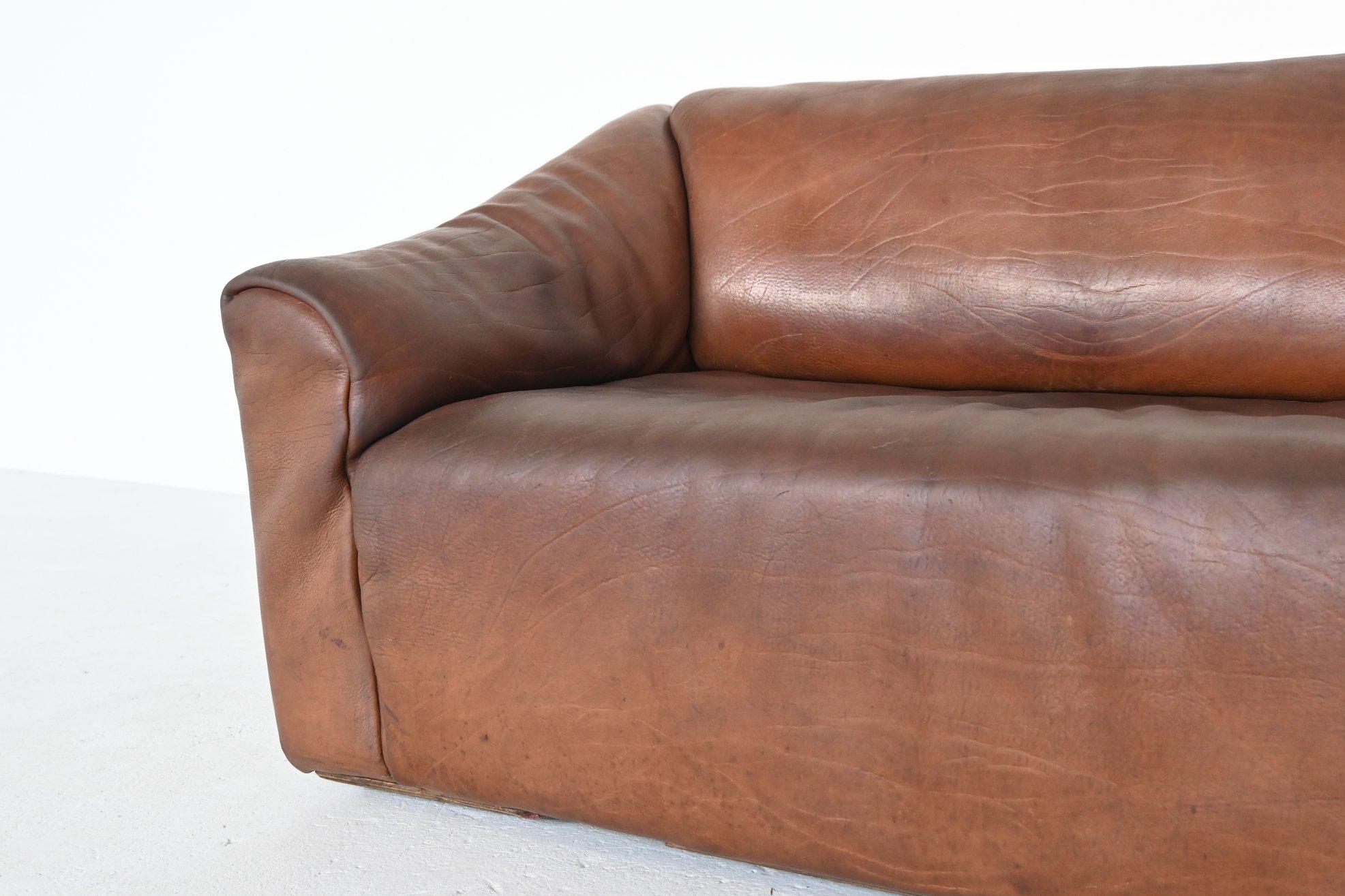 De Sede DS47 Two-Seat Sofa Brown Buffalo Leather, Switzerland, 1970 2