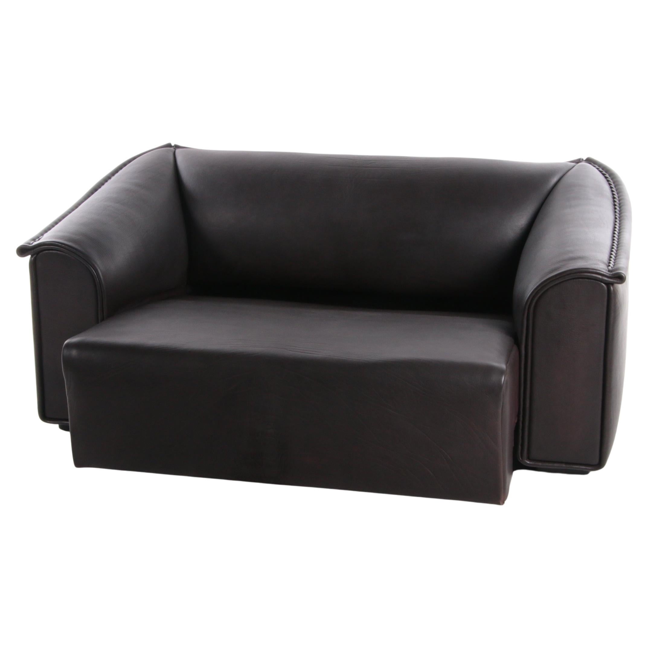 De Sede DS47 Two-seater black heavy Buffalo leather Switzerland 1970 For Sale