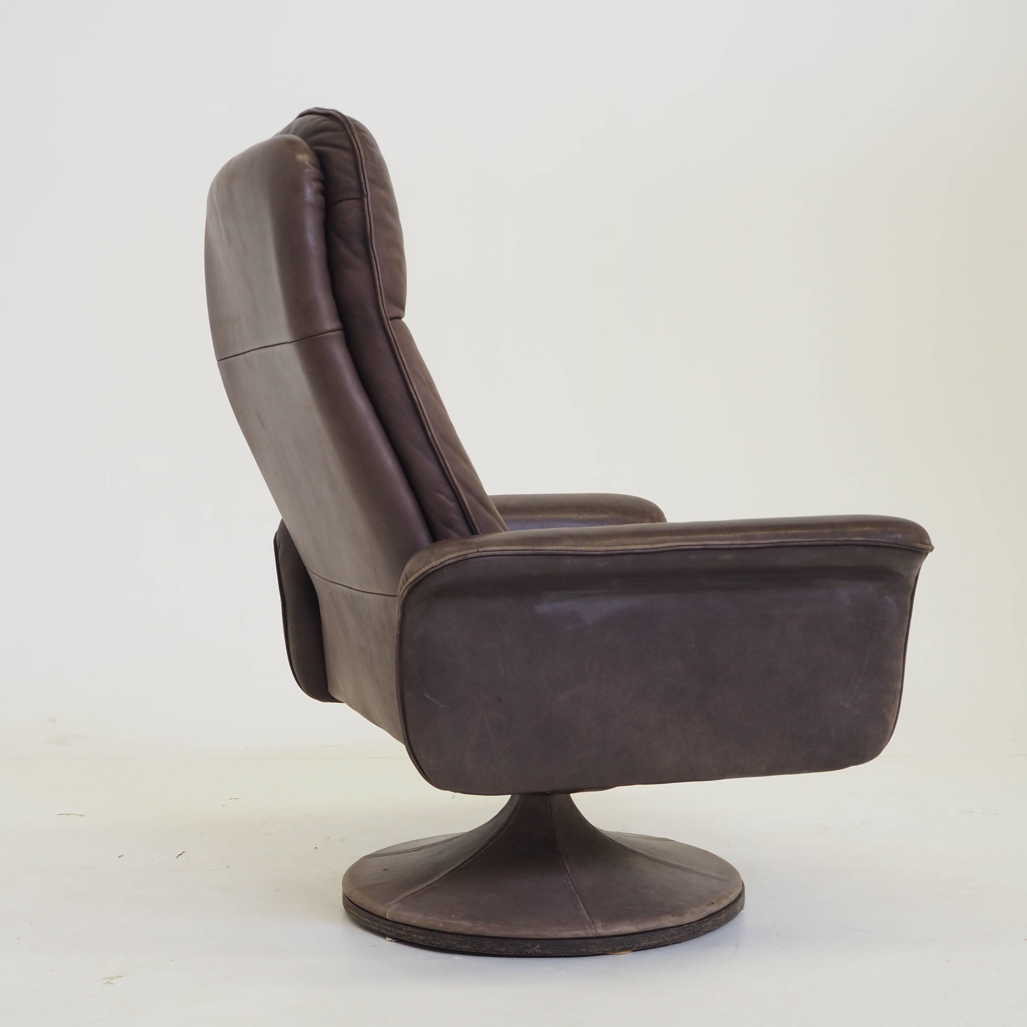 De Sede DS50 Leather Swivel Lounge Armchair For Sale 1