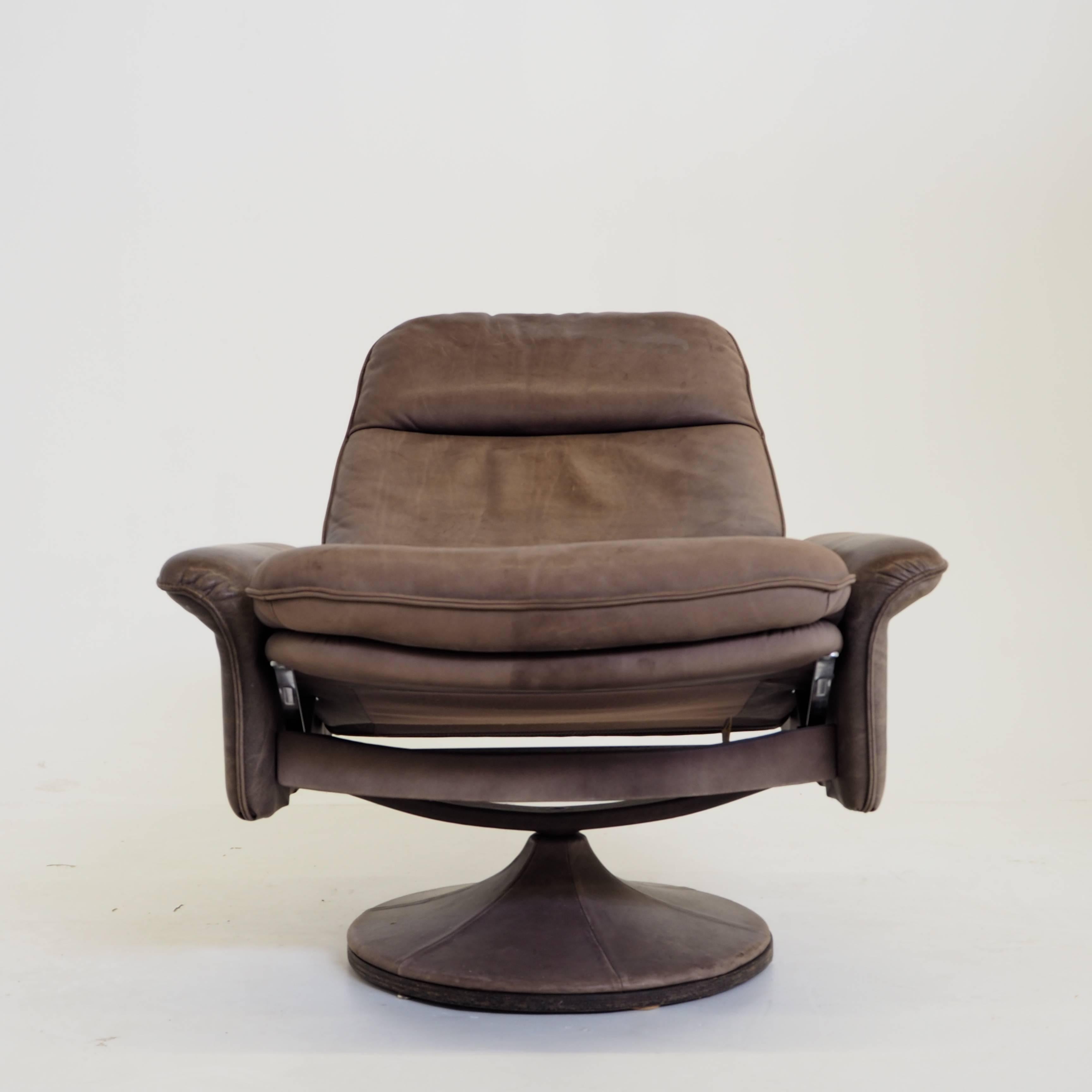 De Sede DS50 Leather Swivel Lounge Armchair For Sale 4