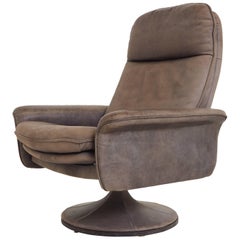 De Sede DS50 Leather Swivel Lounge Armchair