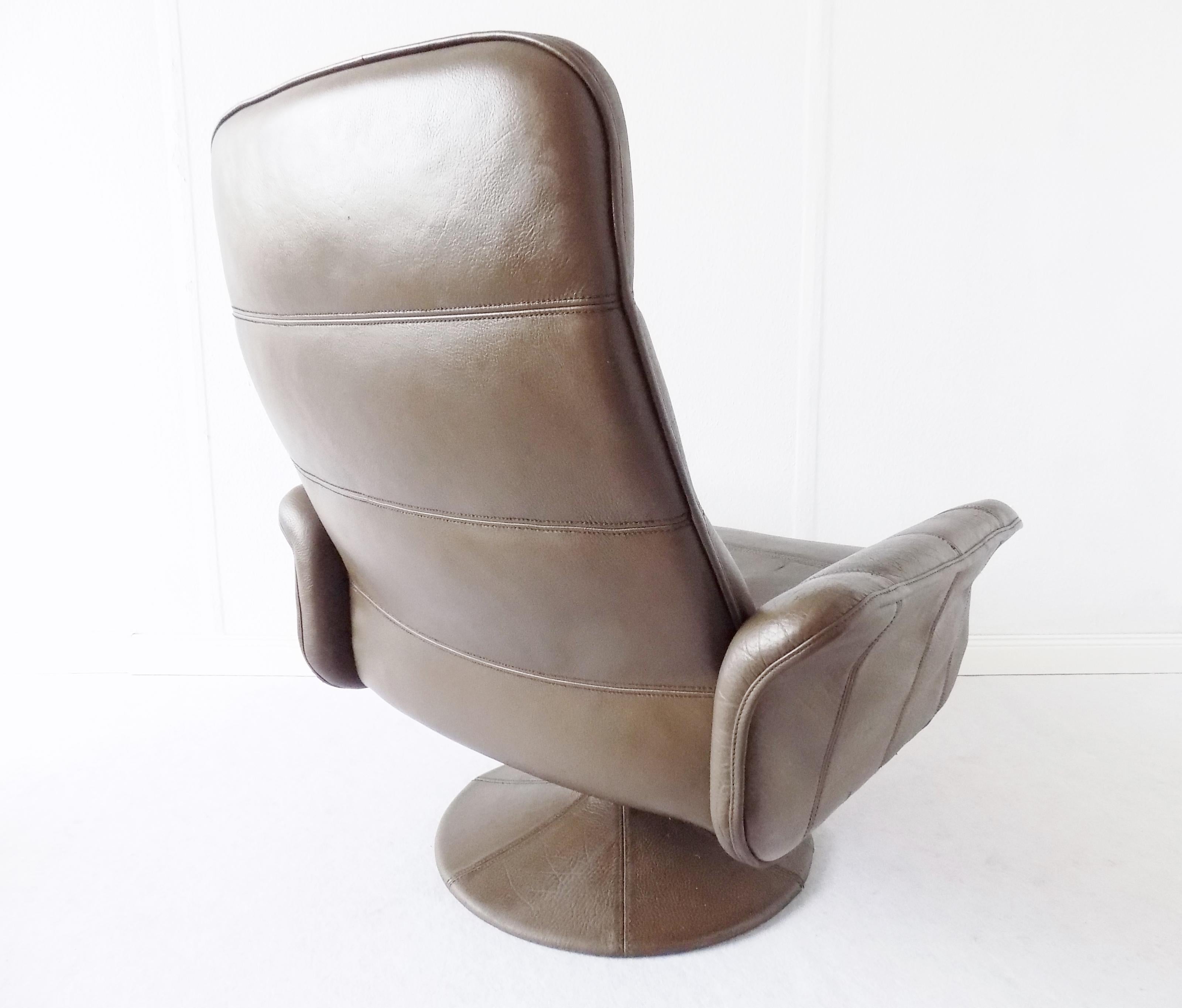 De Sede DS50 Tulip Lounge Chair with Ottoman, mid-century modern, Swiss, leather 10