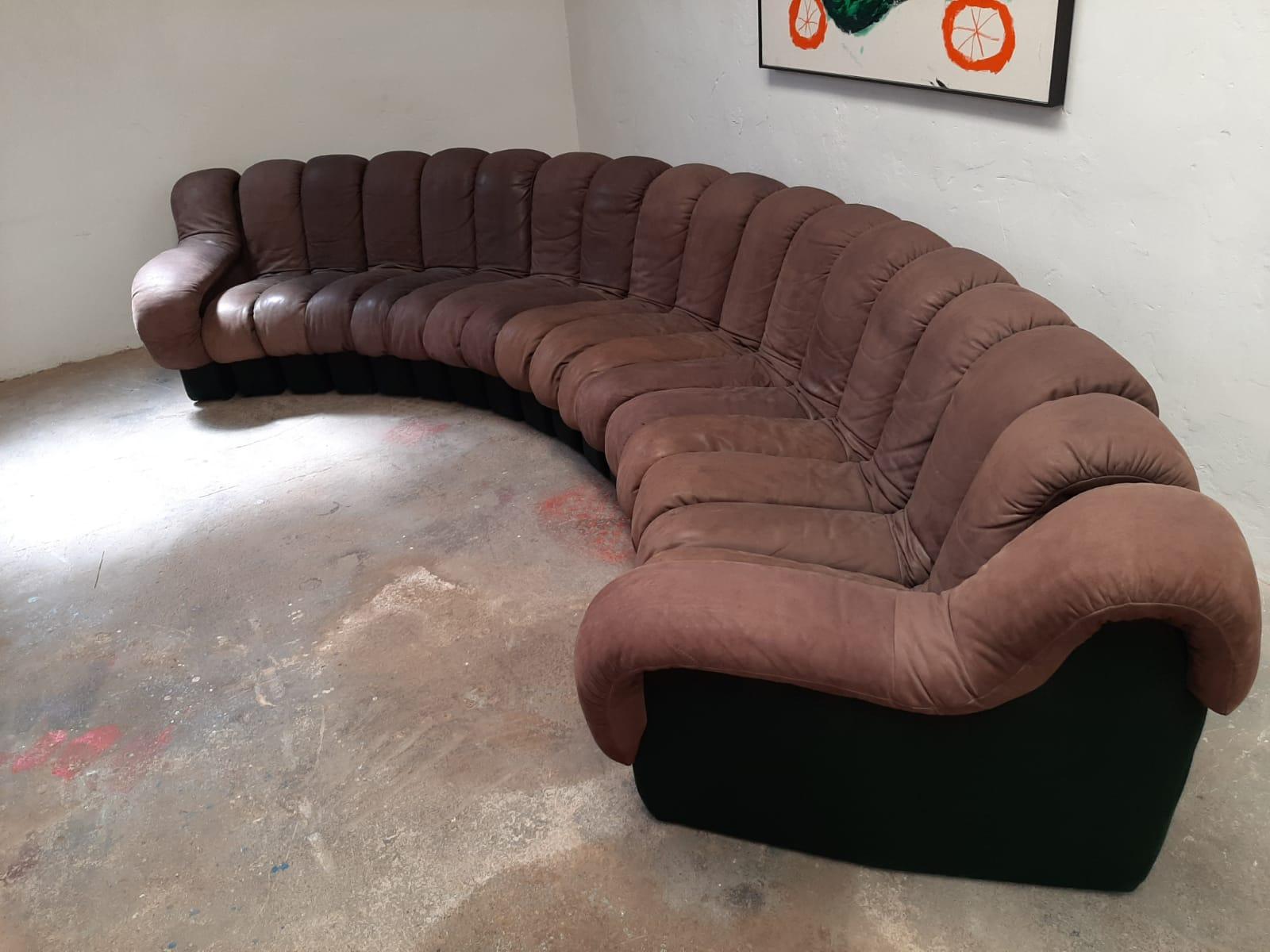 De Sede DS600 Iconic Vintage Sofa, Collector's Piece In Good Condition For Sale In PEGO, ES