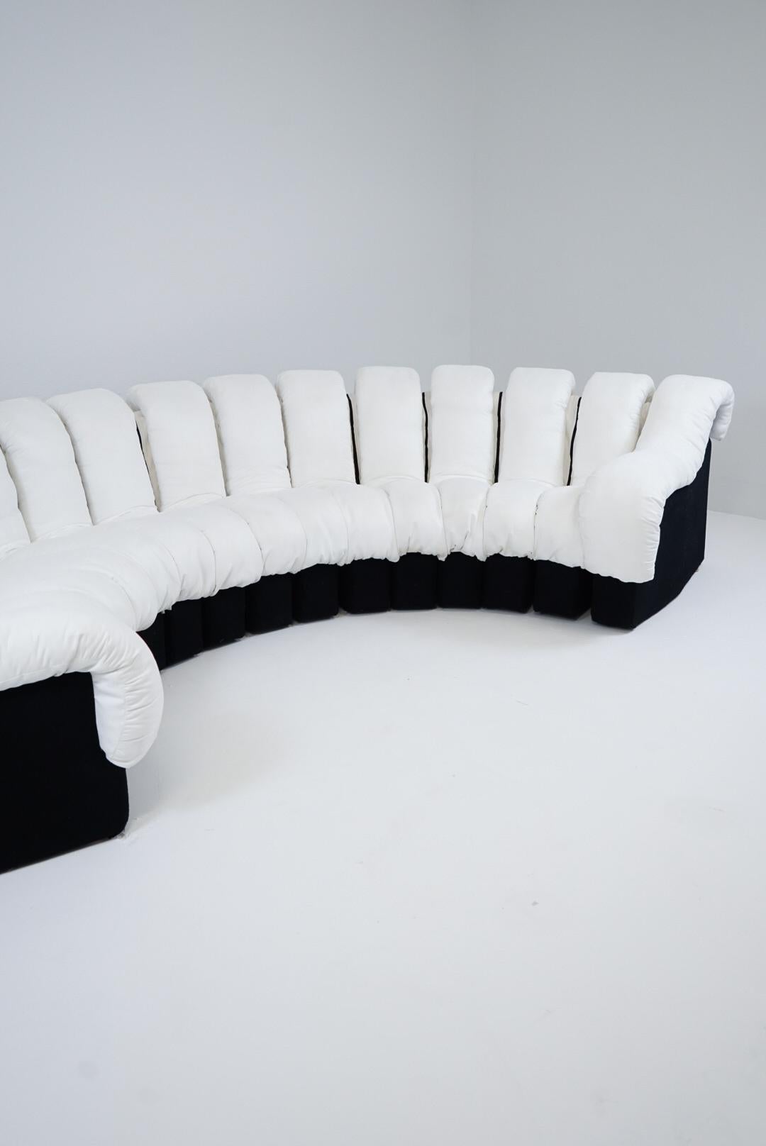 Post-Modern De Sede DS600 Non Stop Snake Modulaar Sectional Sofa