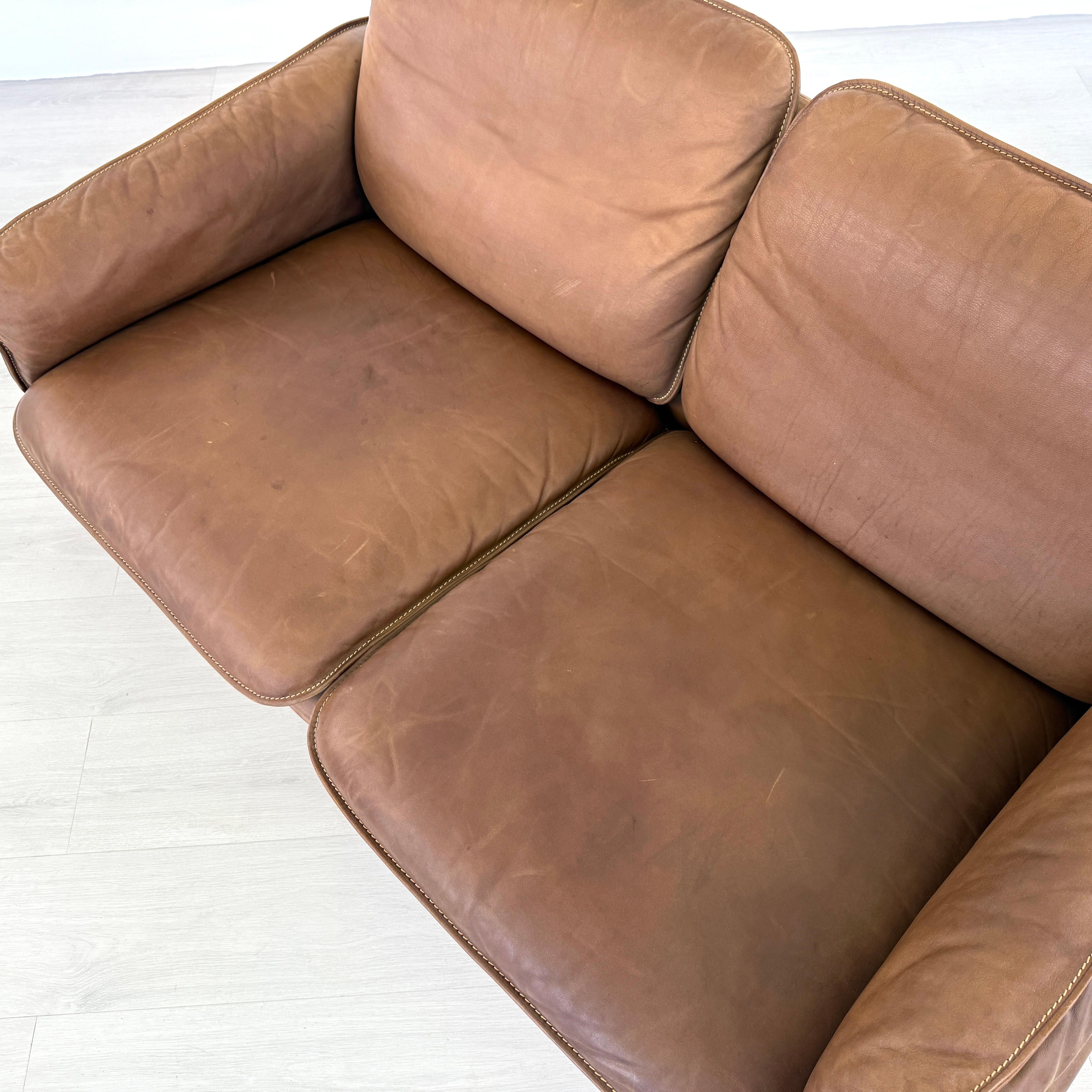 De Sede DS61 Leather Two-Seat Sofa, 1960s For Sale 5