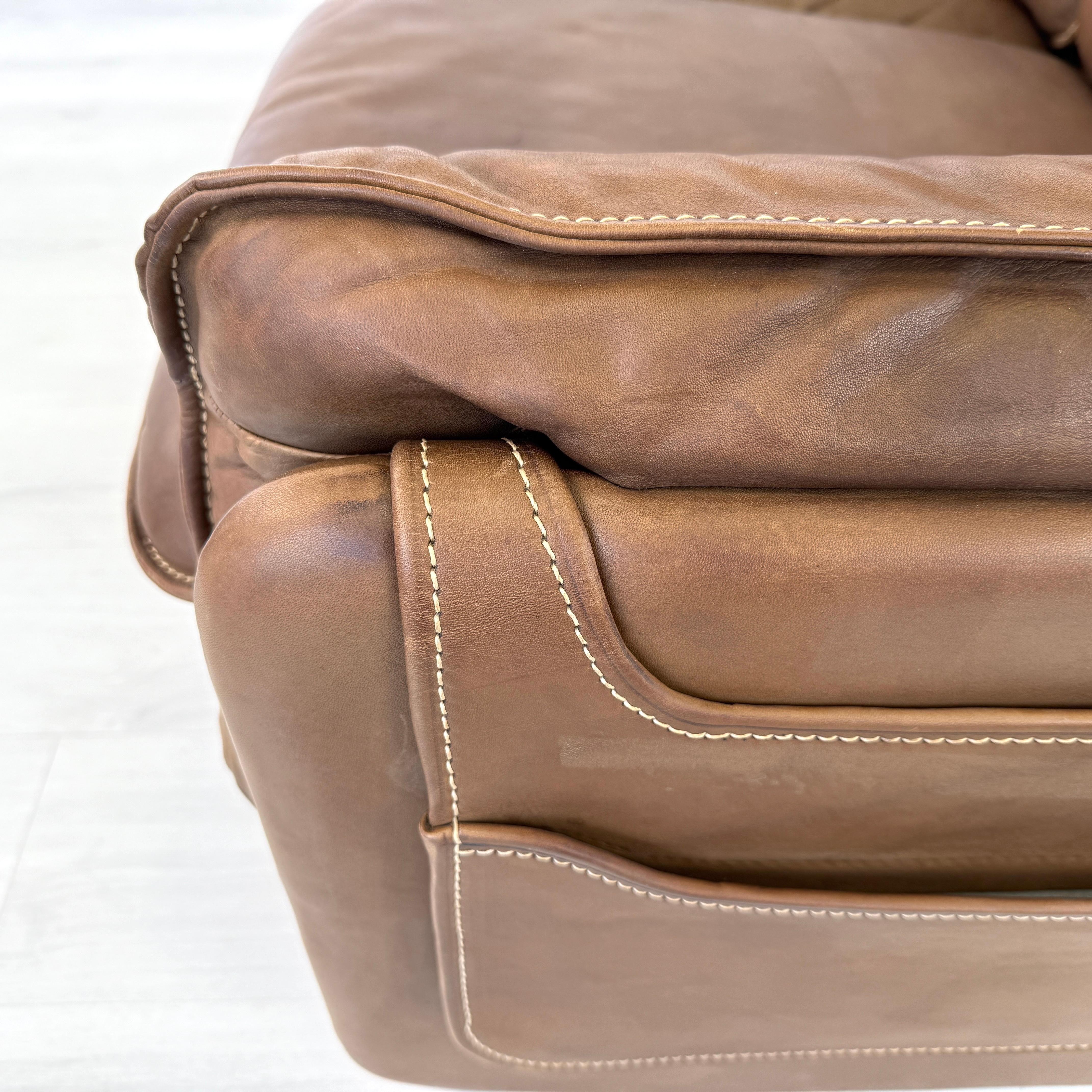De Sede DS61 Leather Two-Seat Sofa, 1960s For Sale 6