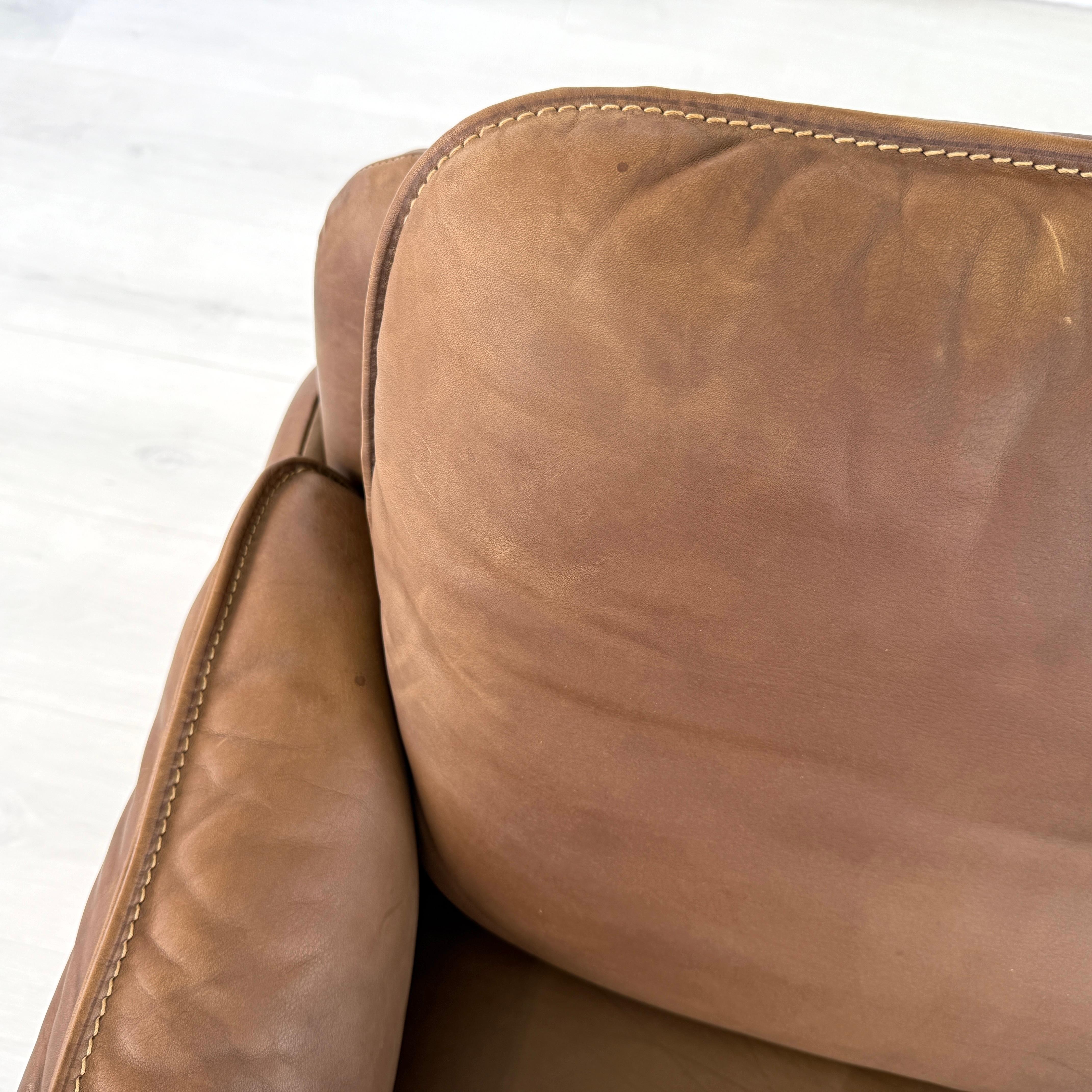 De Sede DS61 Leather Two-Seat Sofa, 1960s For Sale 8