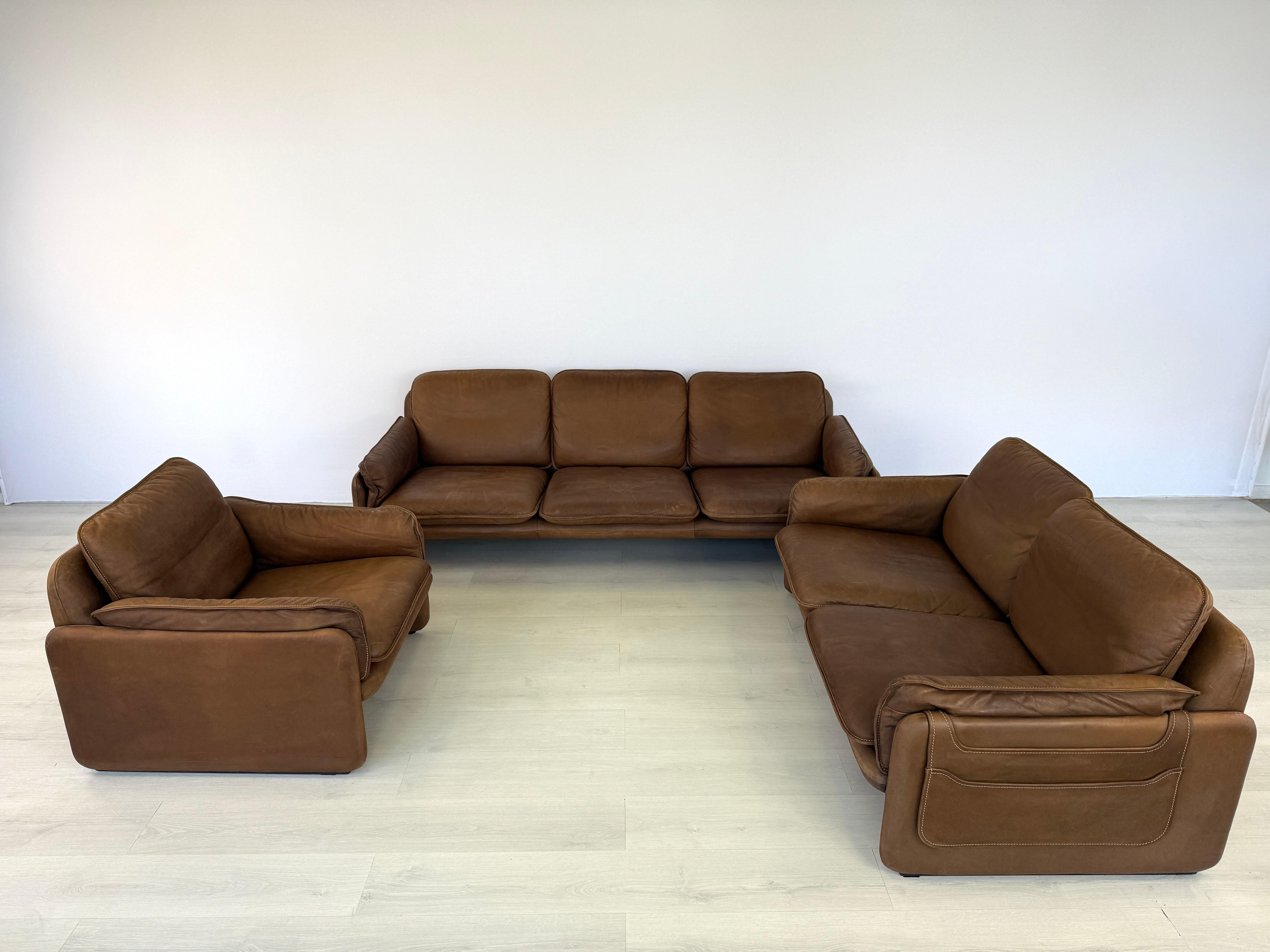 De Sede DS61 Leather Two-Seat Sofa, 1960s For Sale 12