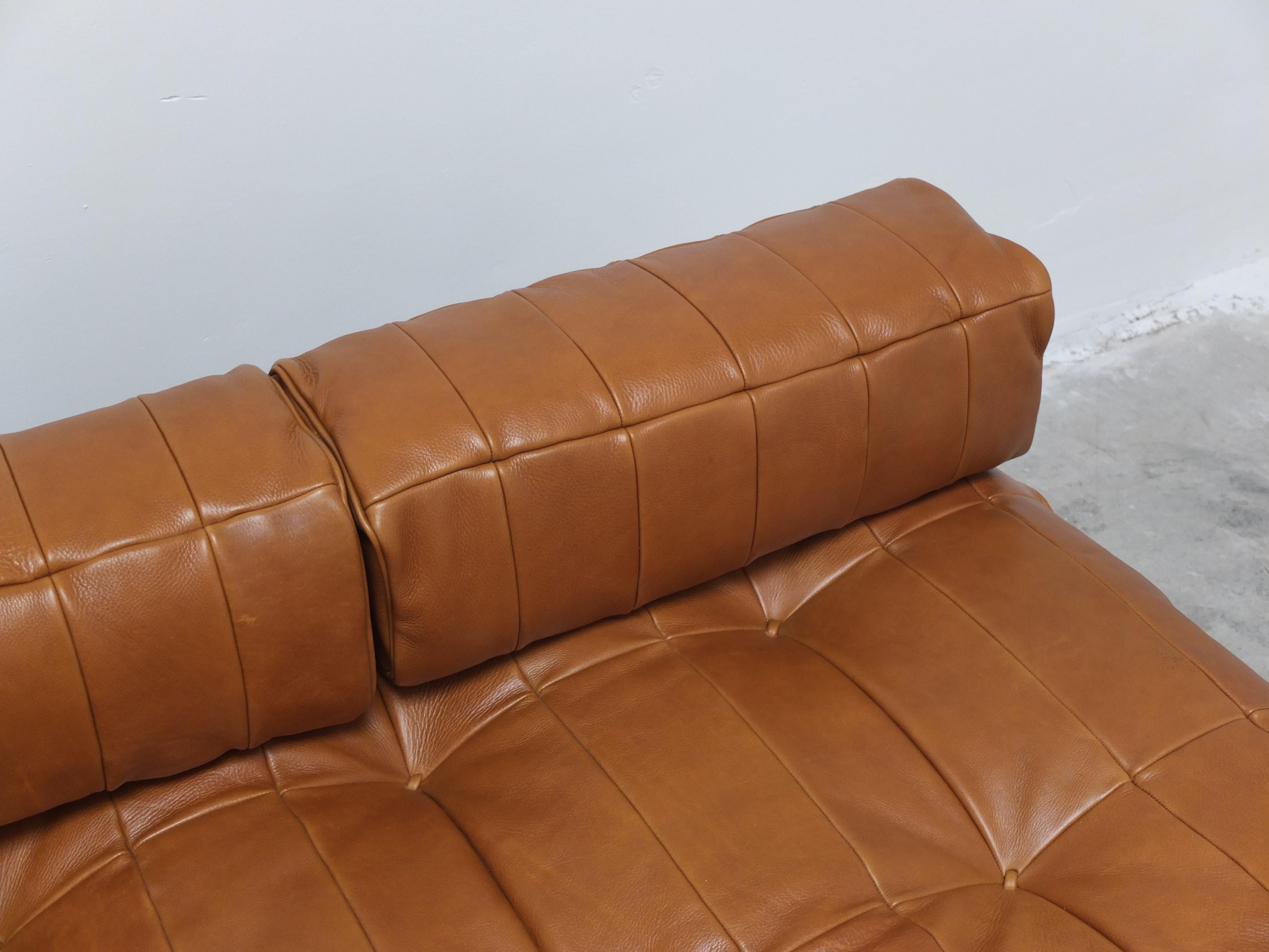 De Sede 'DS80' Patchwork Leather Sofa Daybed with Matching Pouf, 1970s 7