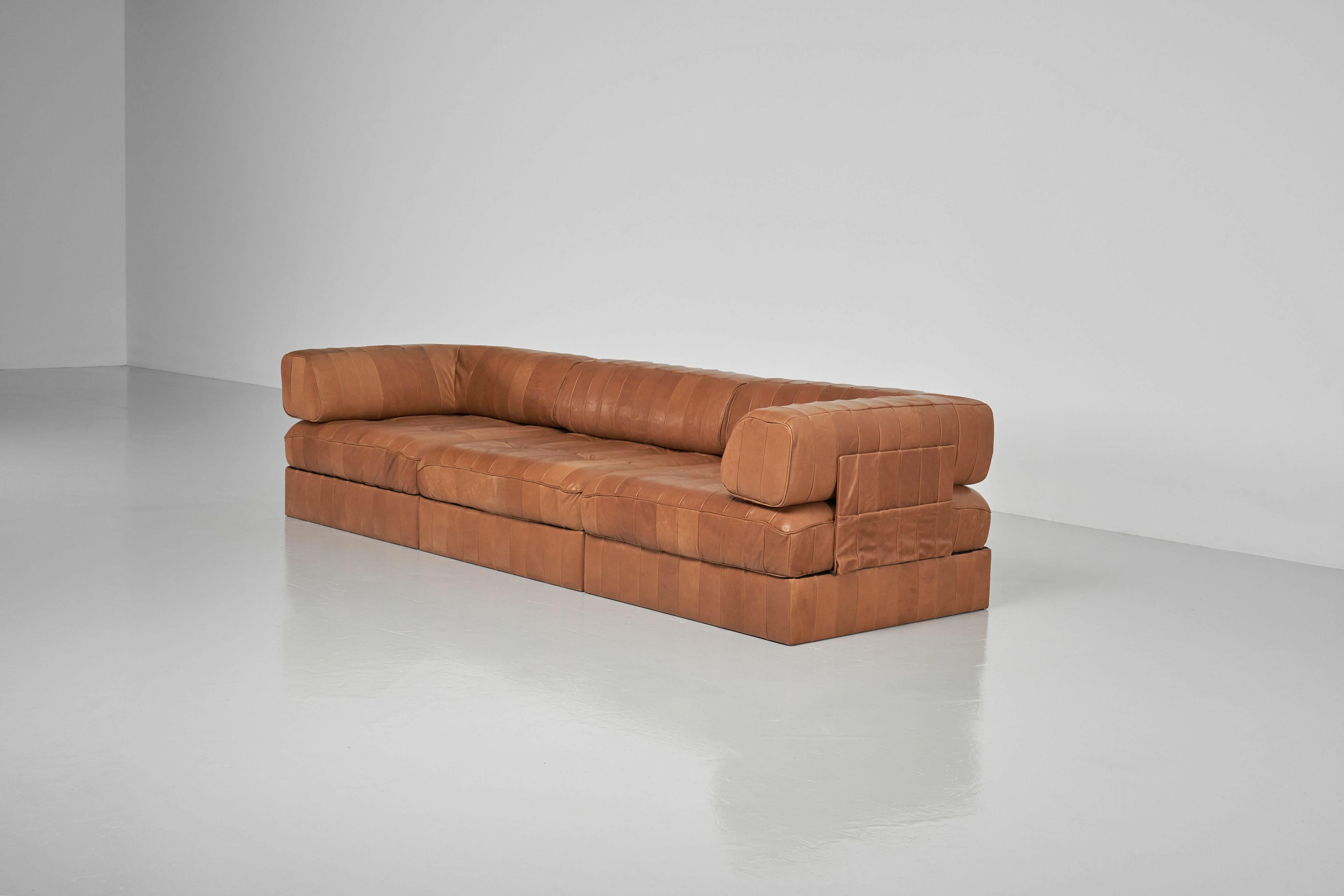 Mid-Century Modern De Sede DS88 lounge sofa Switzerland 1970 For Sale