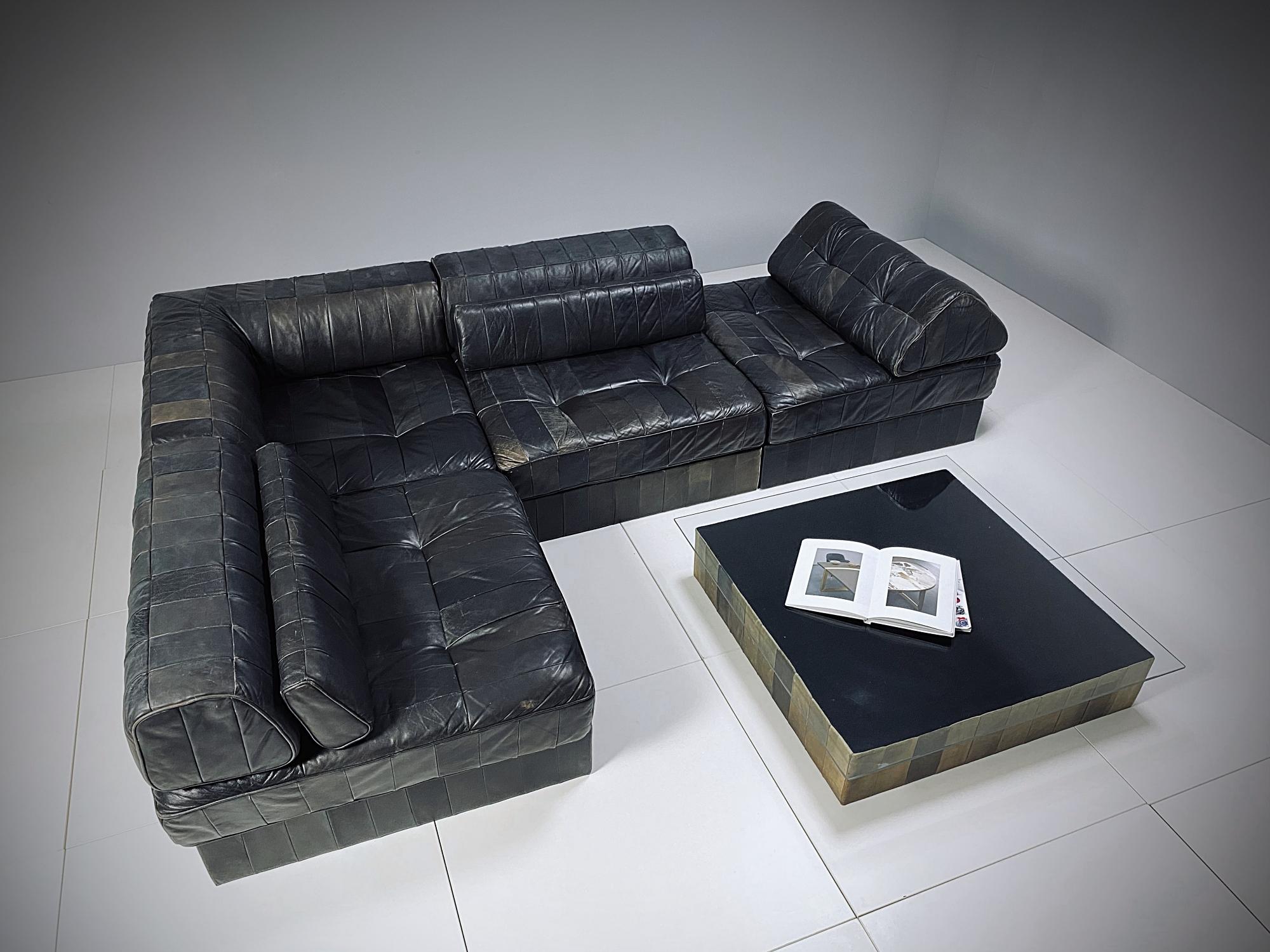 De Sede DS88 Sectional Midcentury Leather Sofa, Pouf & Table, 1970s, Switzerland 3