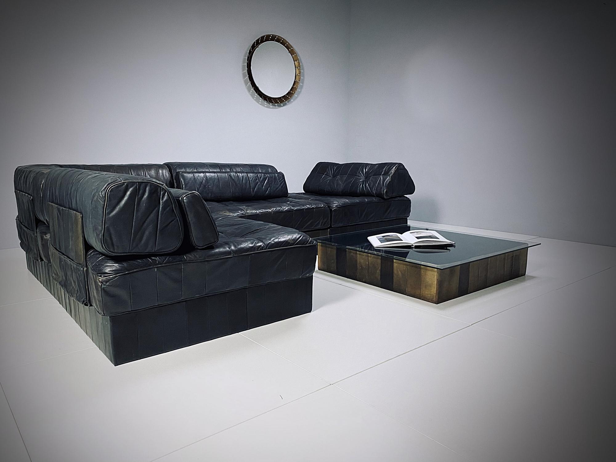 De Sede DS88 Sectional Midcentury Leather Sofa, Pouf & Table, 1970s, Switzerland 6