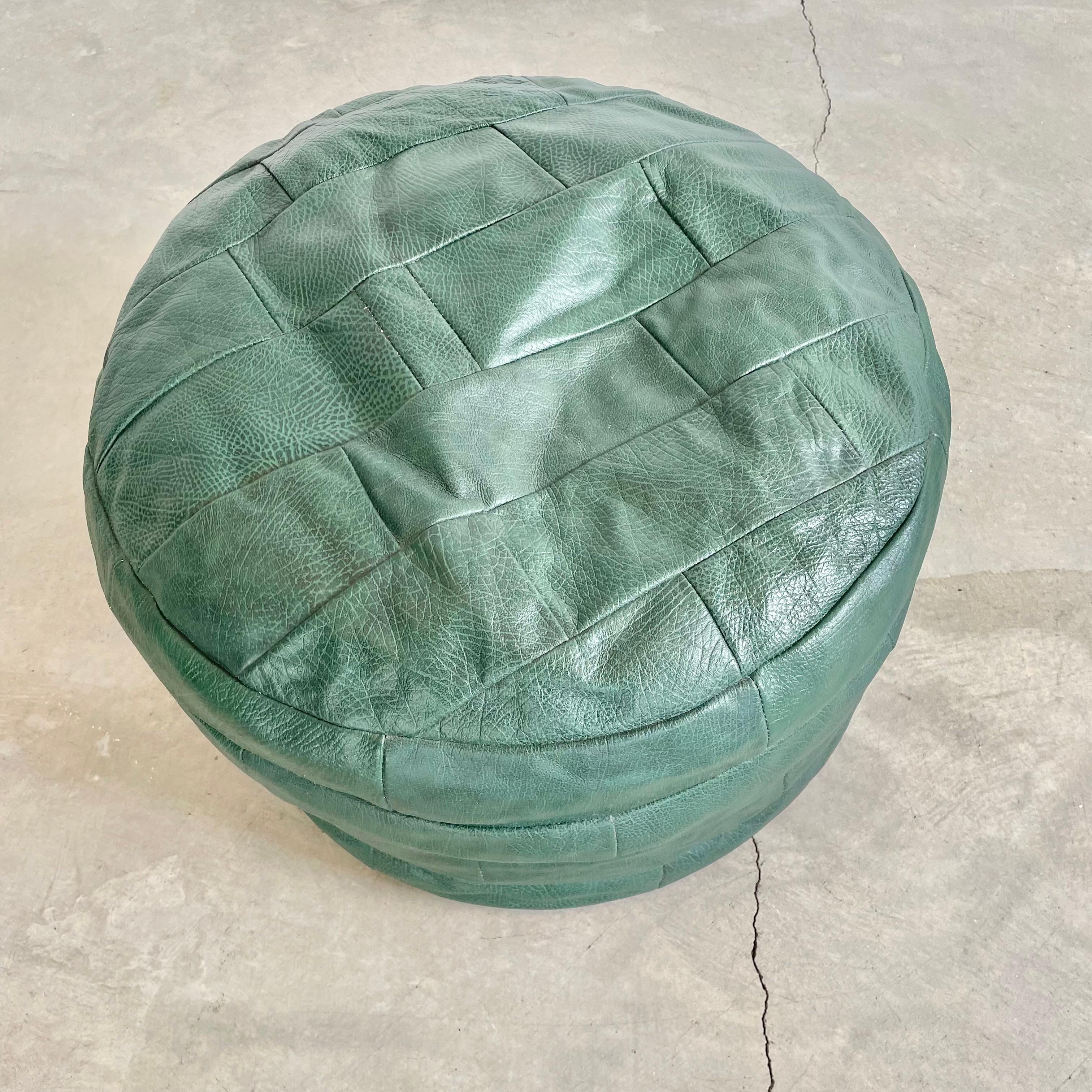 Mid-Century Modern De Sede Emerald Green Leather Patchwork Ottoman, 1970s Switzerland For Sale