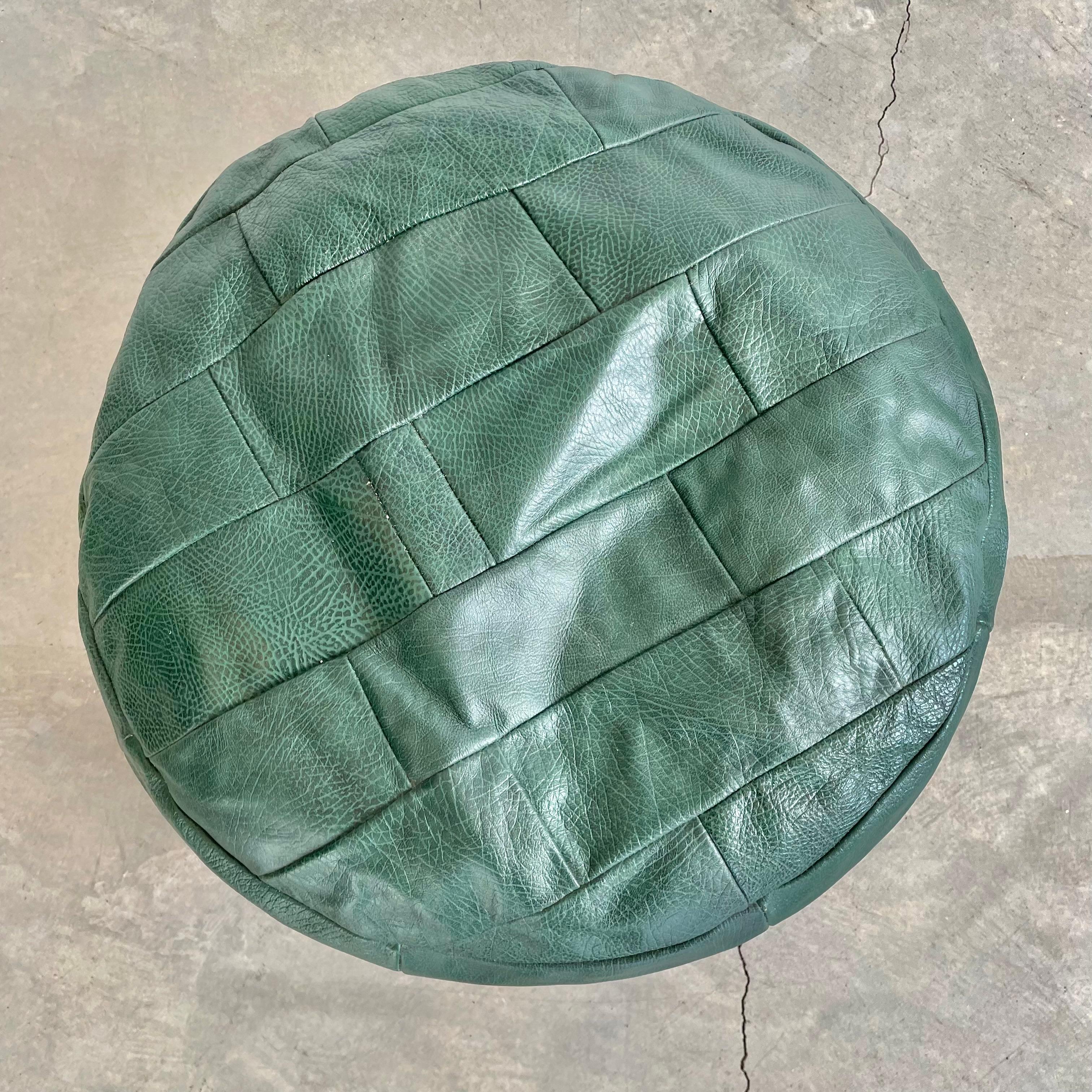 Swiss De Sede Emerald Green Leather Patchwork Ottoman, 1970s Switzerland For Sale